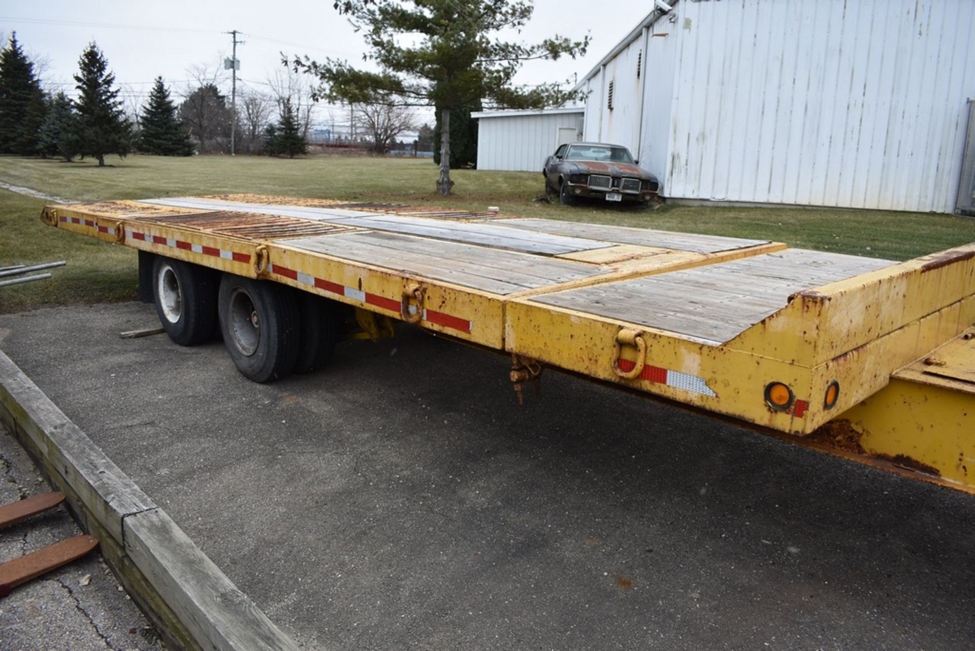 Home Made 96"x 34' T/A Tilt Bed Trailer Vin: TD77429 (1991) 24' Wood Tilt Deck, 4' Front Deck, - Bild 2 aus 15