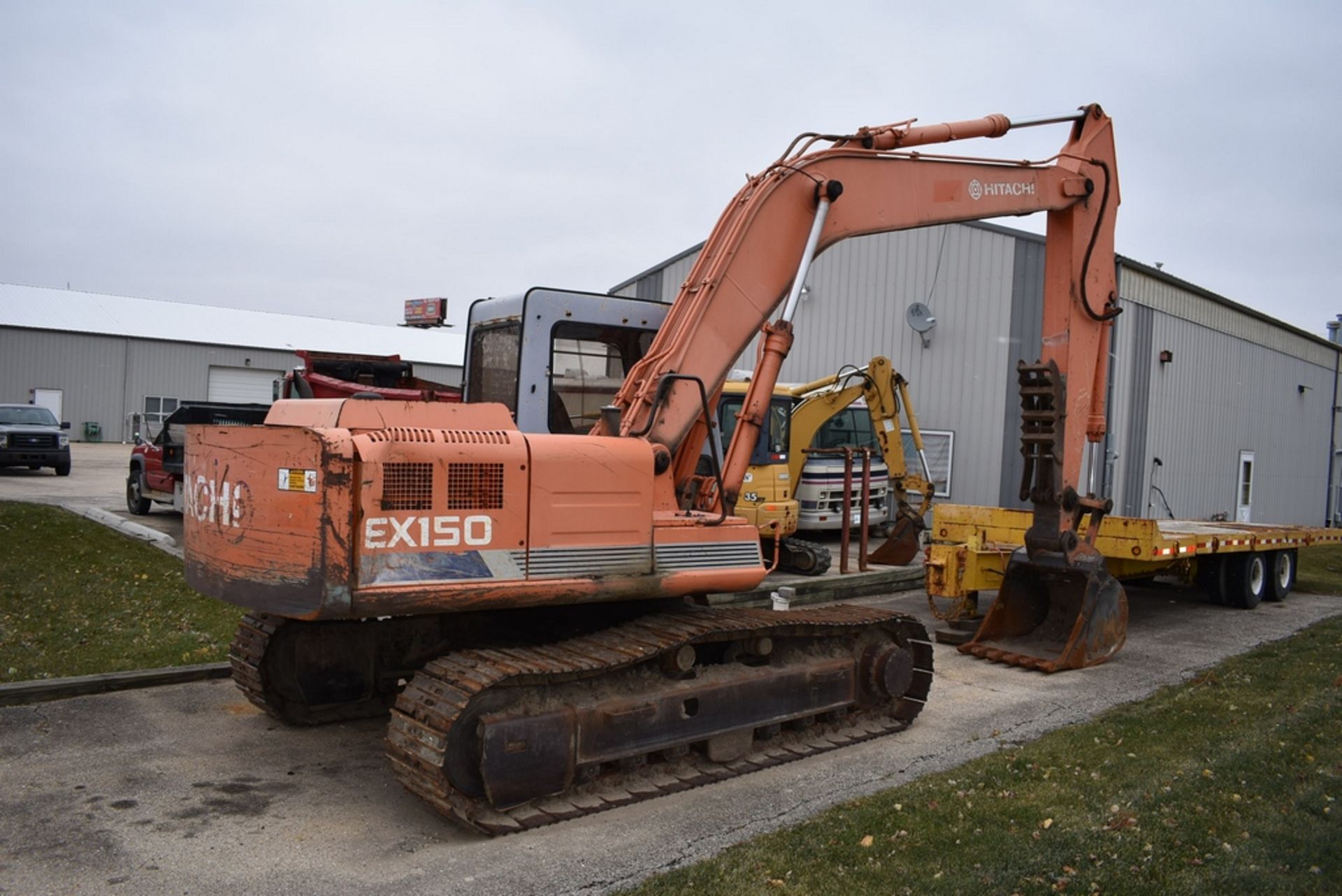 Hitachi EX150 Hydraulic Excavator S/N: 1333515 (1996-est) 36" Bucket, 10'4" (est) Stick, Cab, 19. - Image 3 of 26