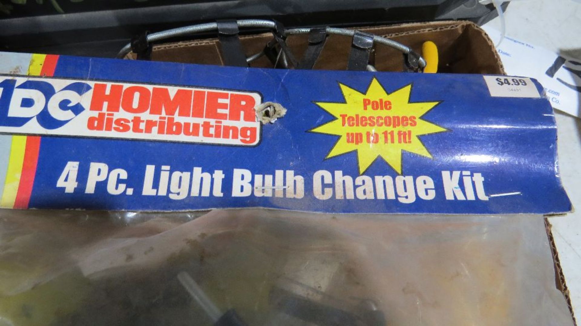 Light bulb change kits. - Image 2 of 2