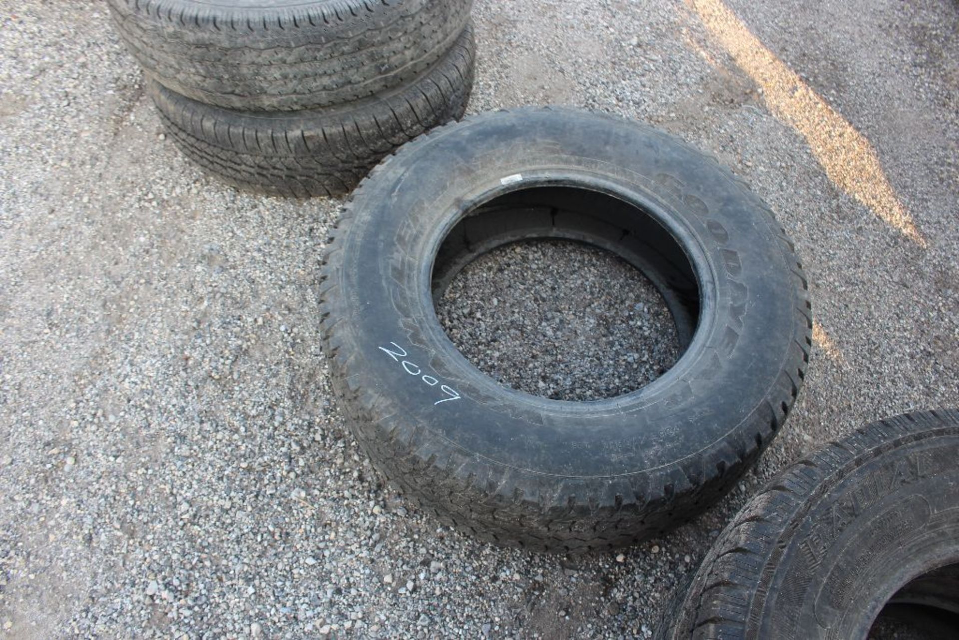 Goodyear/Wrangler 265/70 R 17 tire.
