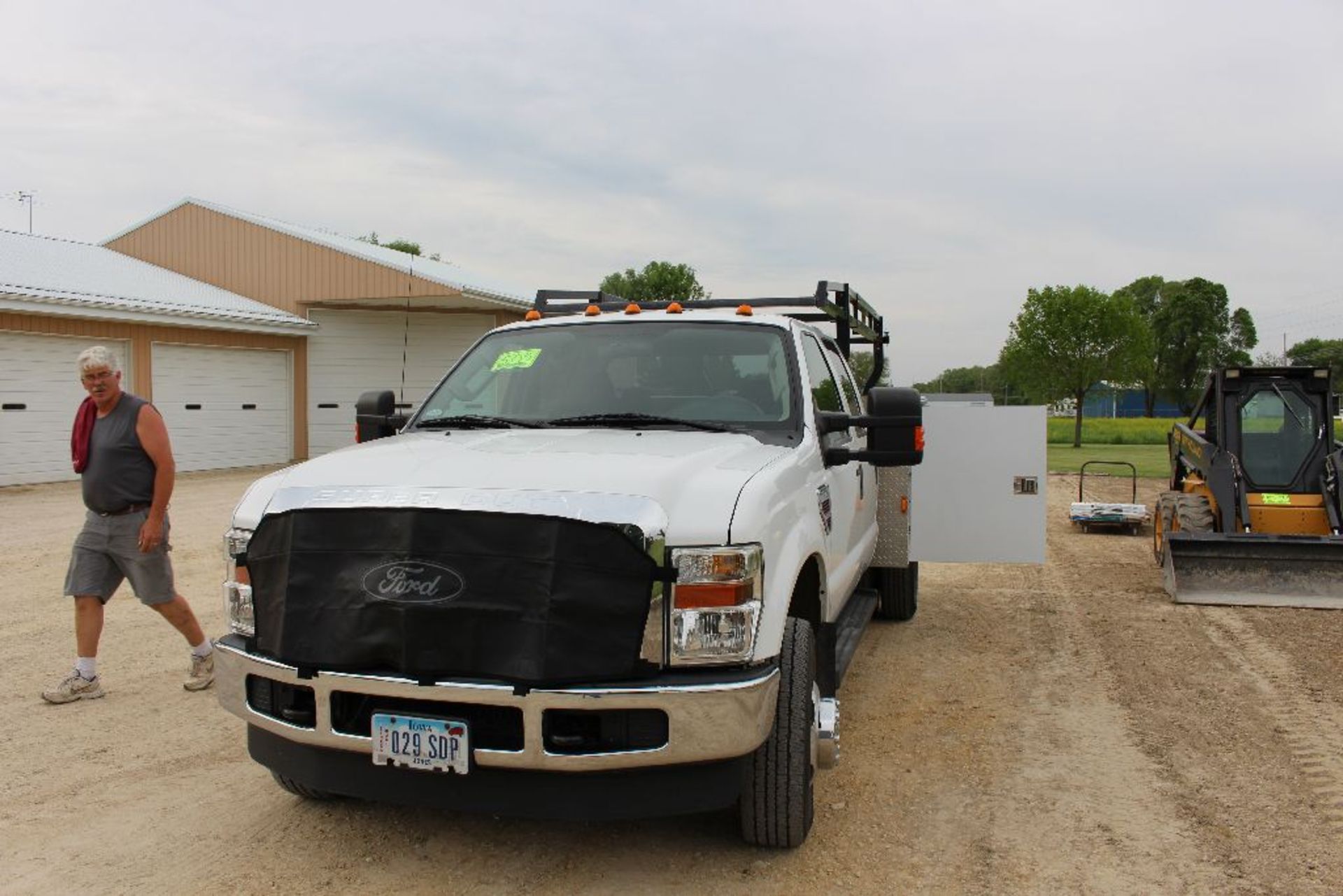 2010 Ford F350 truck, vin 1FDWW3HR9AEA77169, miles on odo 85,503, w/utility box. - Image 12 of 14