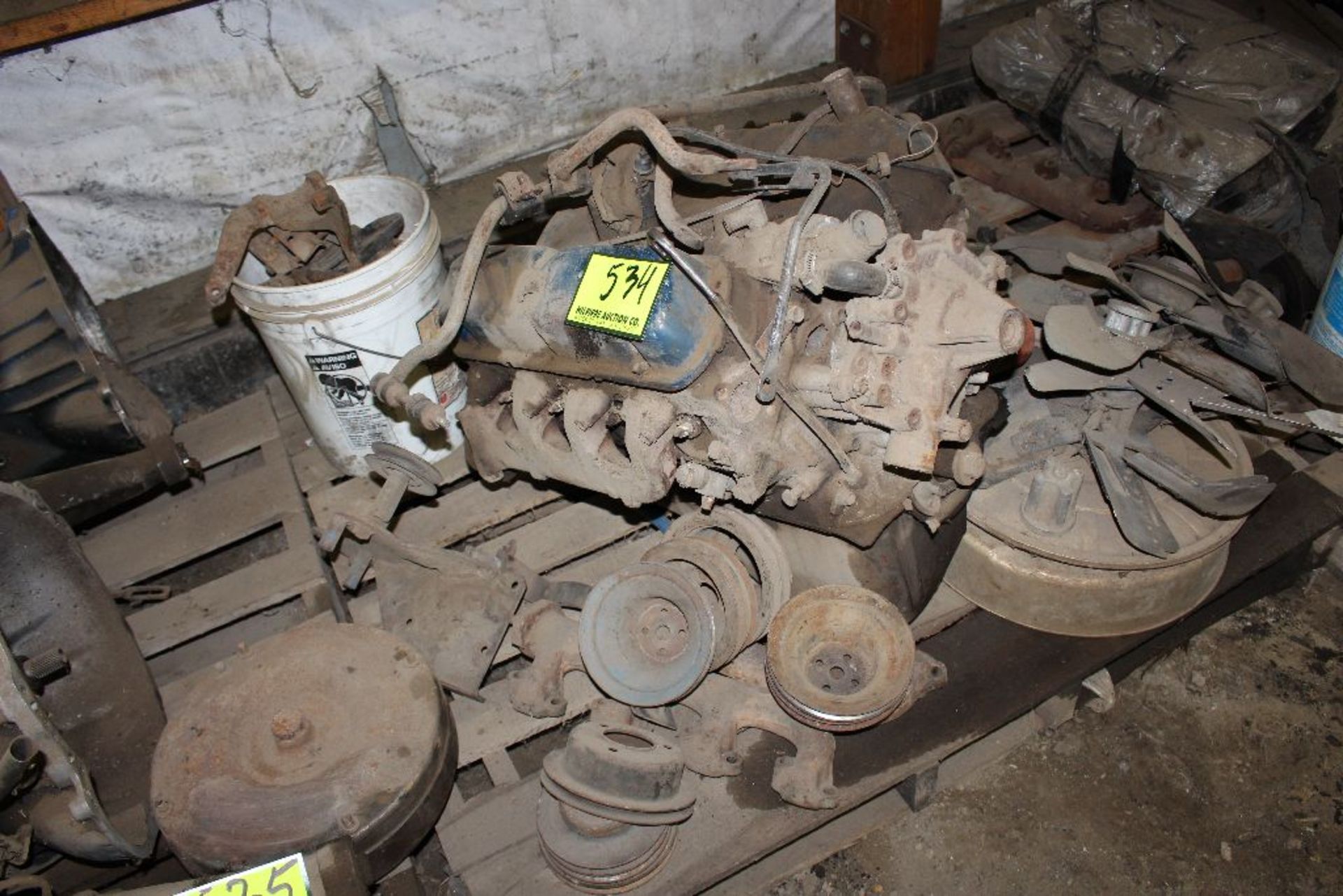Pallet Mustang parts, 289 engine.