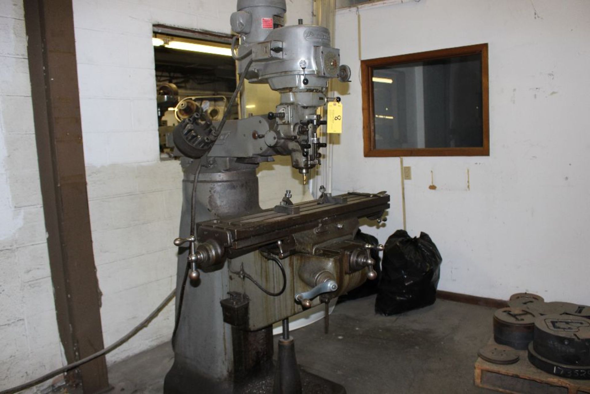 Bridgeport vertical mill, model J-Head, s/n 12BR176447, 9" x 42" table, does not have a power - Image 2 of 2