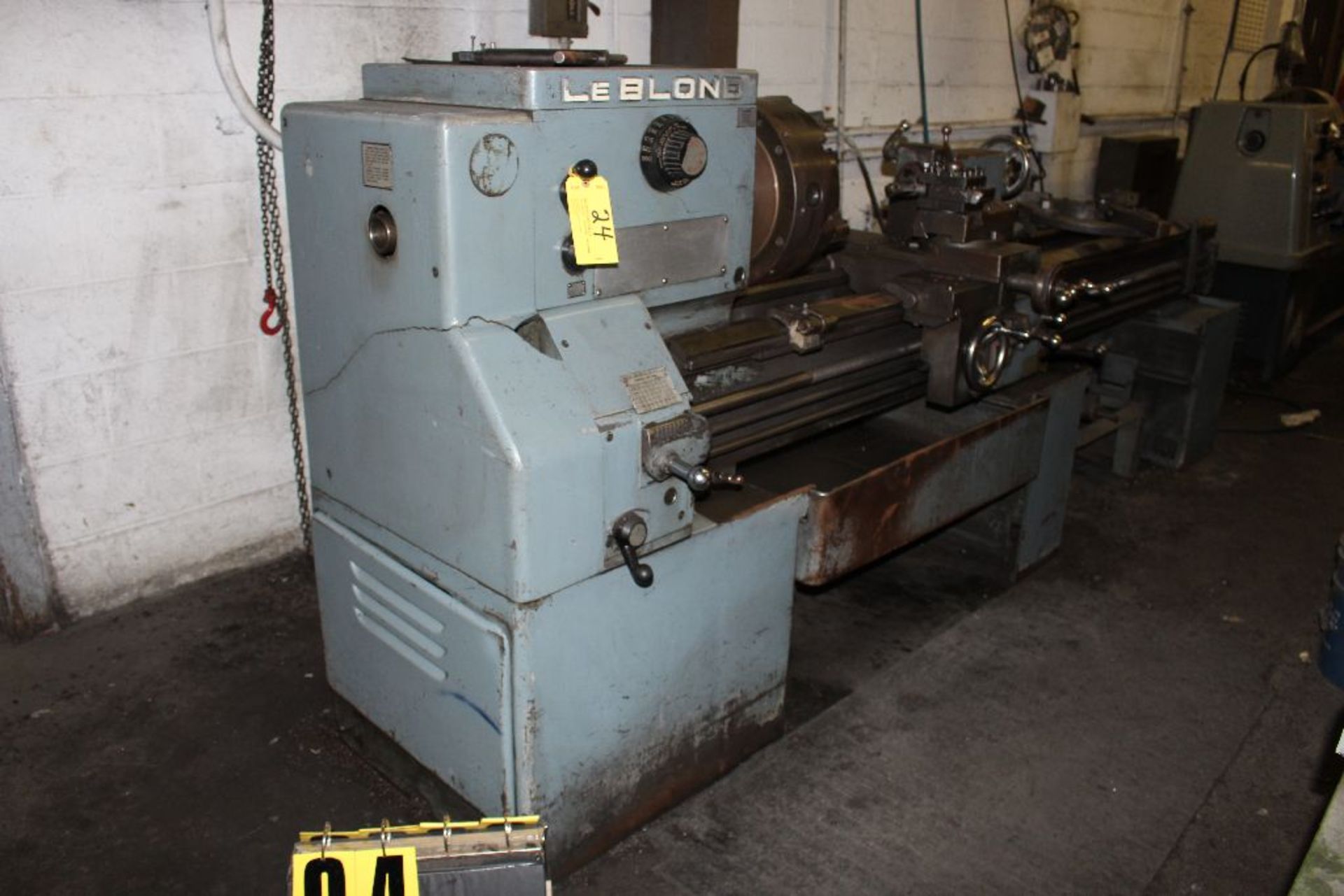 LeBlond servo shift geared head lathe, model 19E7, s/n 6E1109, this has a 15" combination adjustable - Image 8 of 10