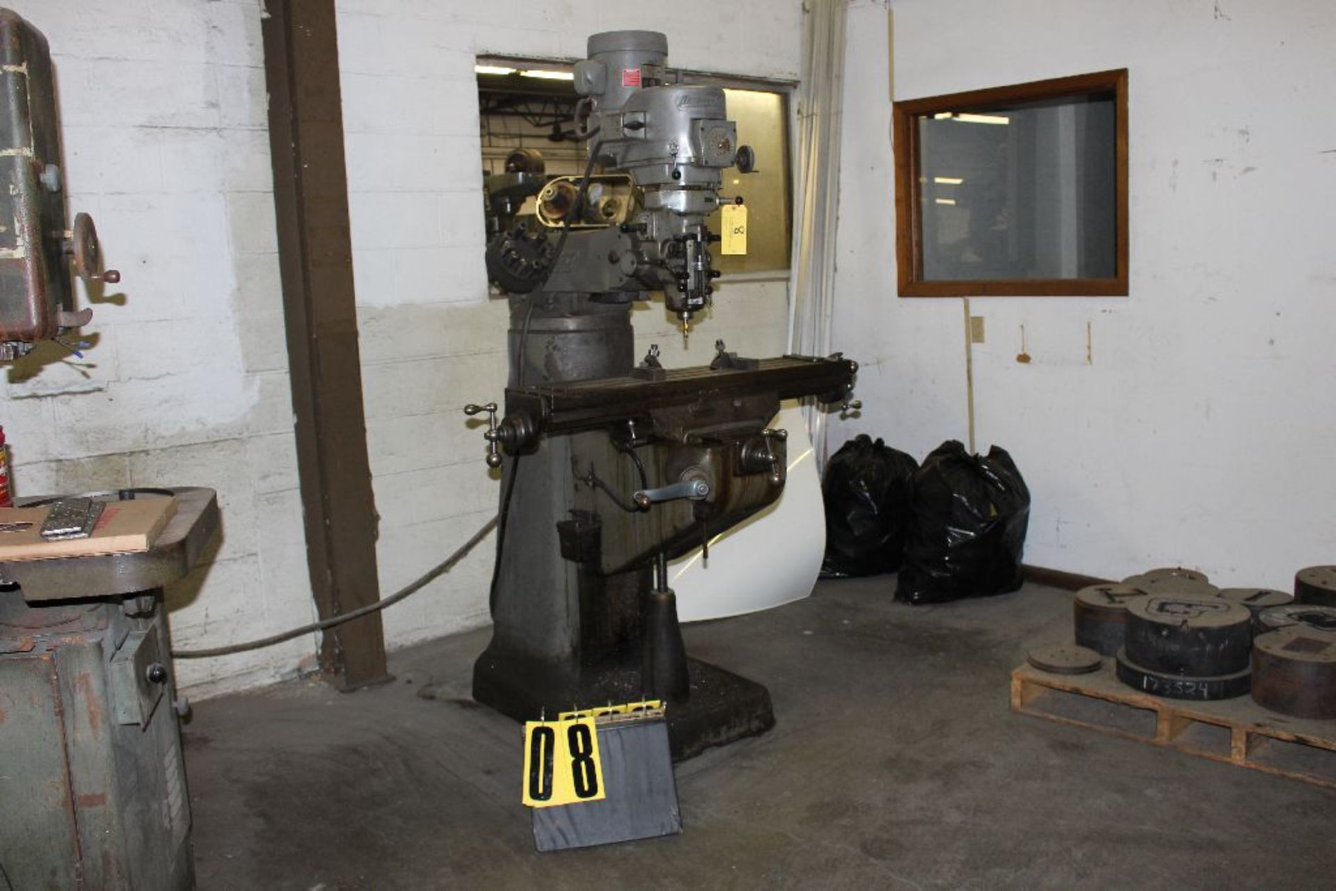 Bridgeport vertical mill, model J-Head, s/n 12BR176447, 9" x 42" table, does not have a power