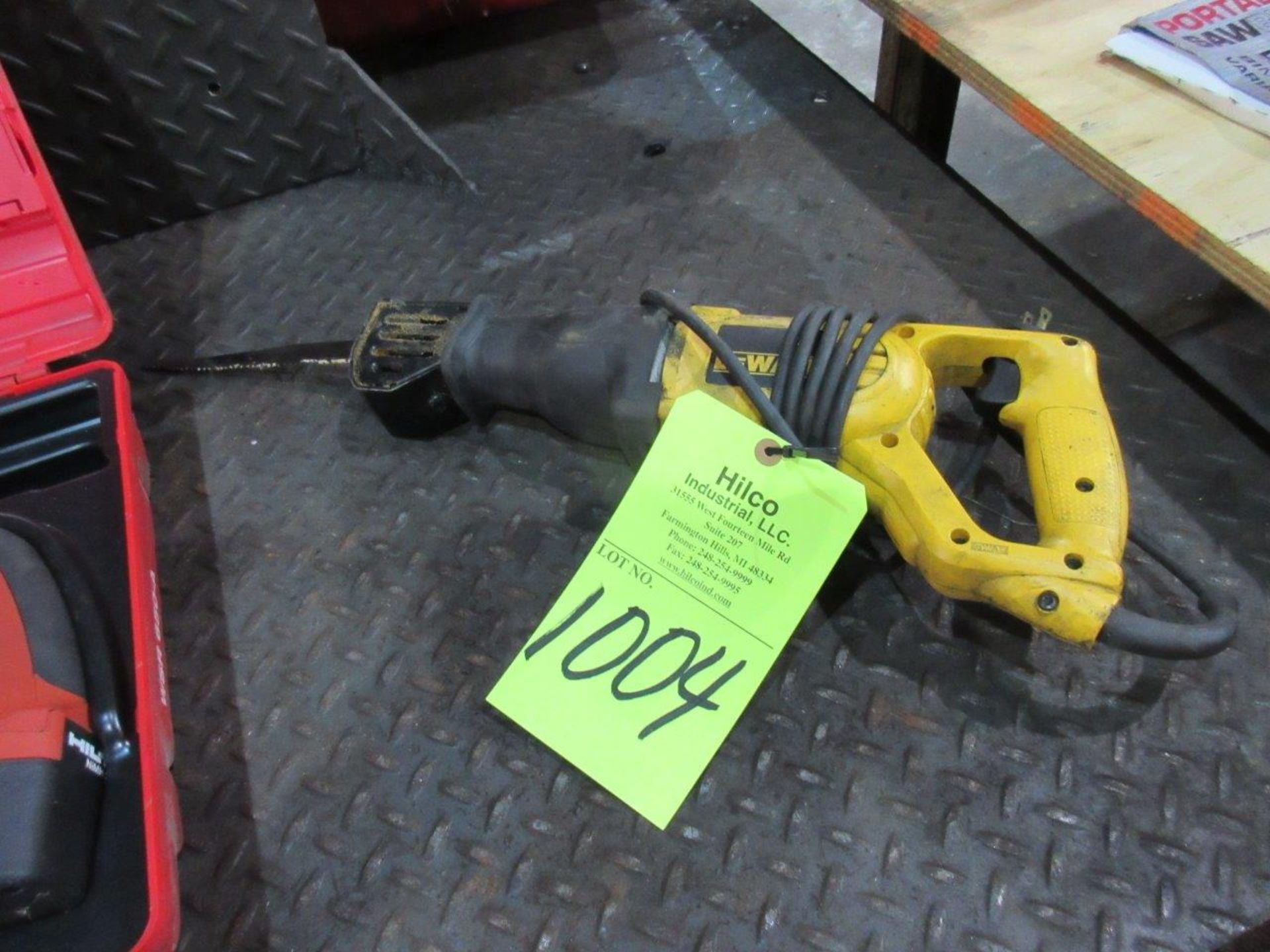 DeWalt Model DW304P Reciprocating Saw