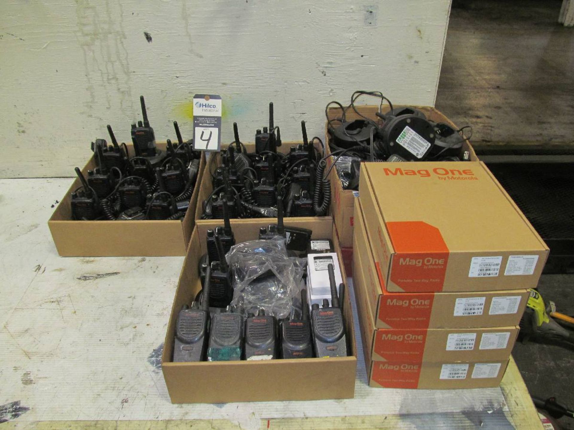 Motorola Model MagOne BPR40 2-Way Radios