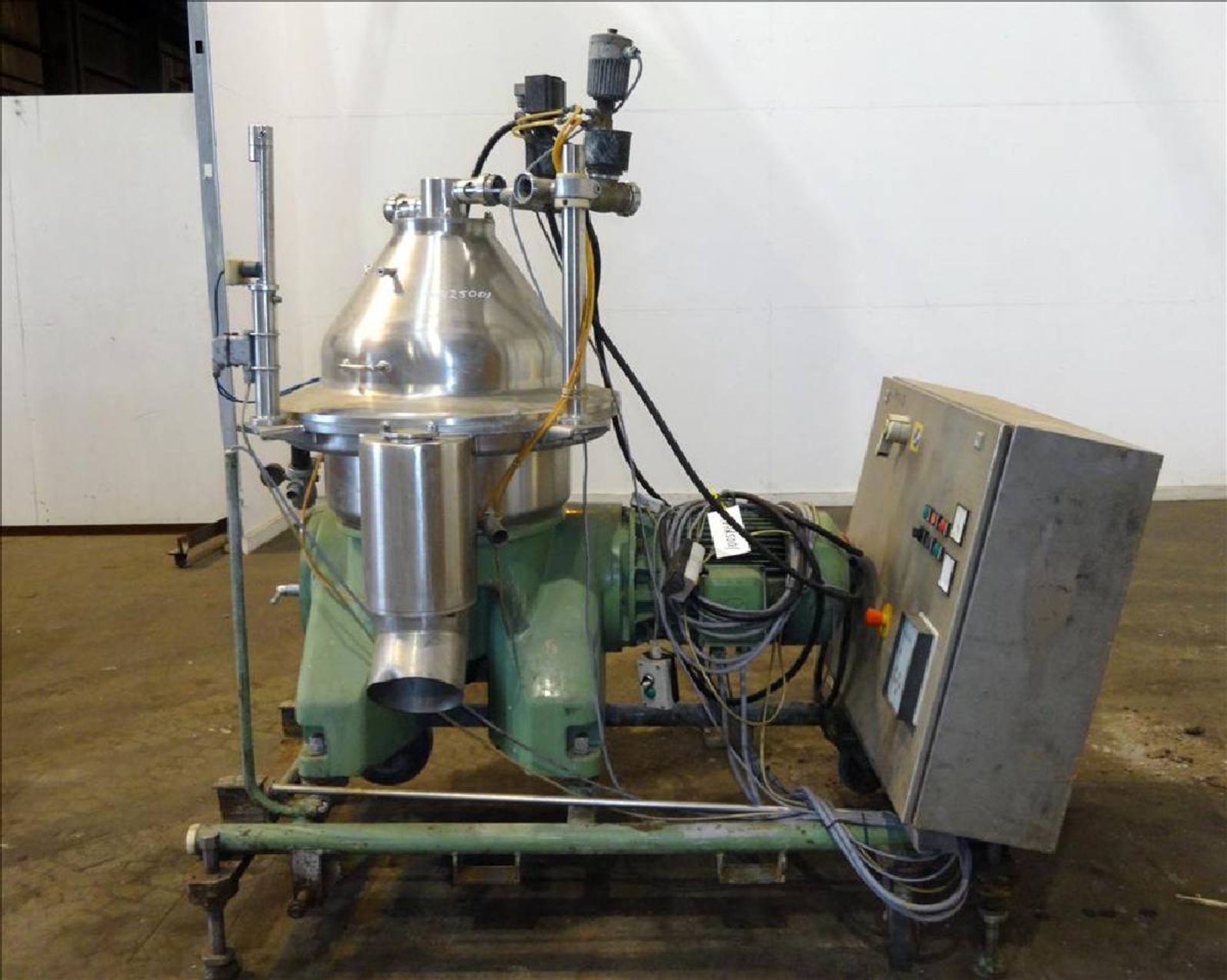 Westfalia Model SA-35-36-076 Desludger Disc Centrifuge