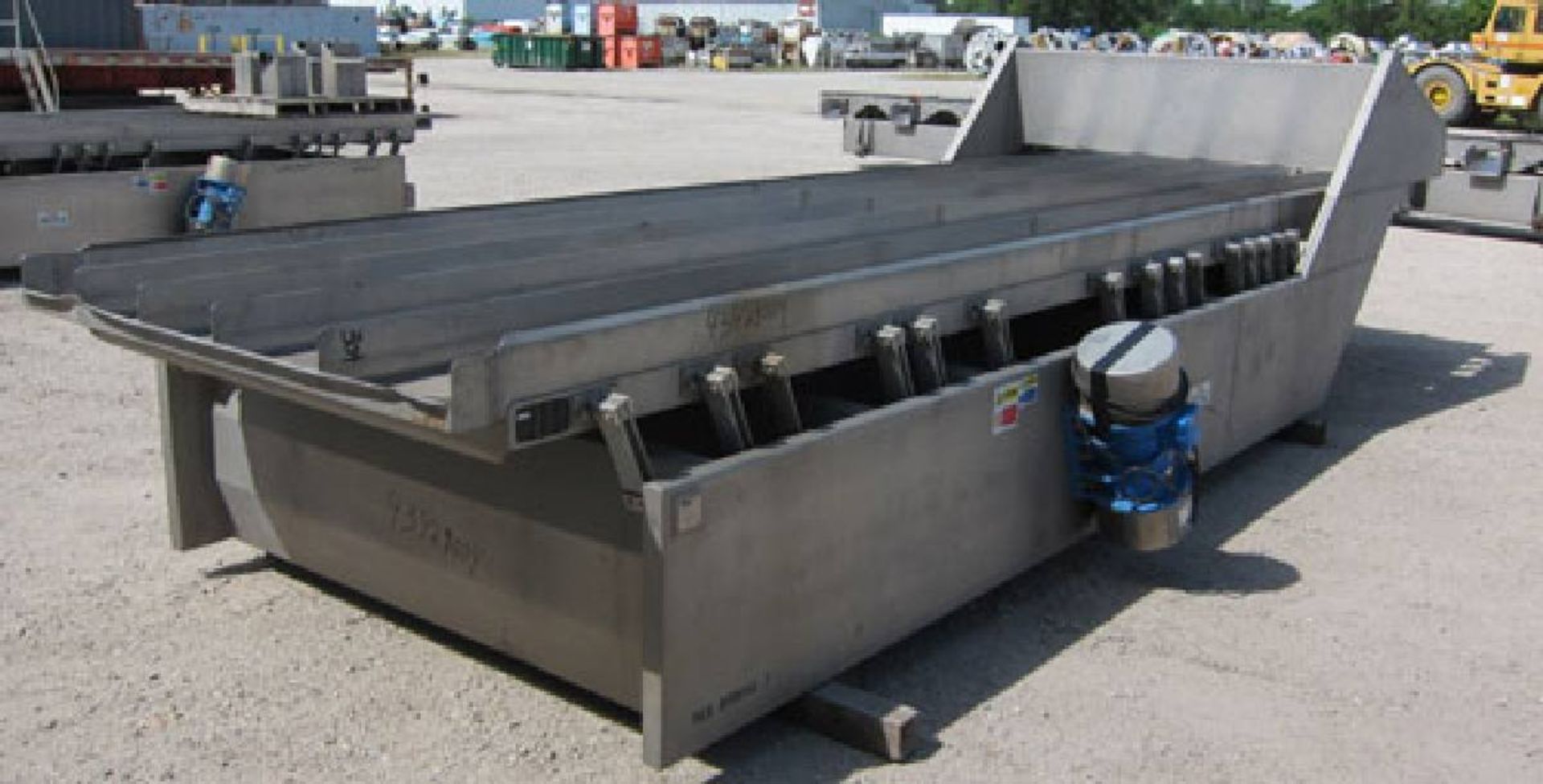 J V Northwest Model 432553-1 5 Lane ISO-FLO Vibratory Conveyor - Image 3 of 14