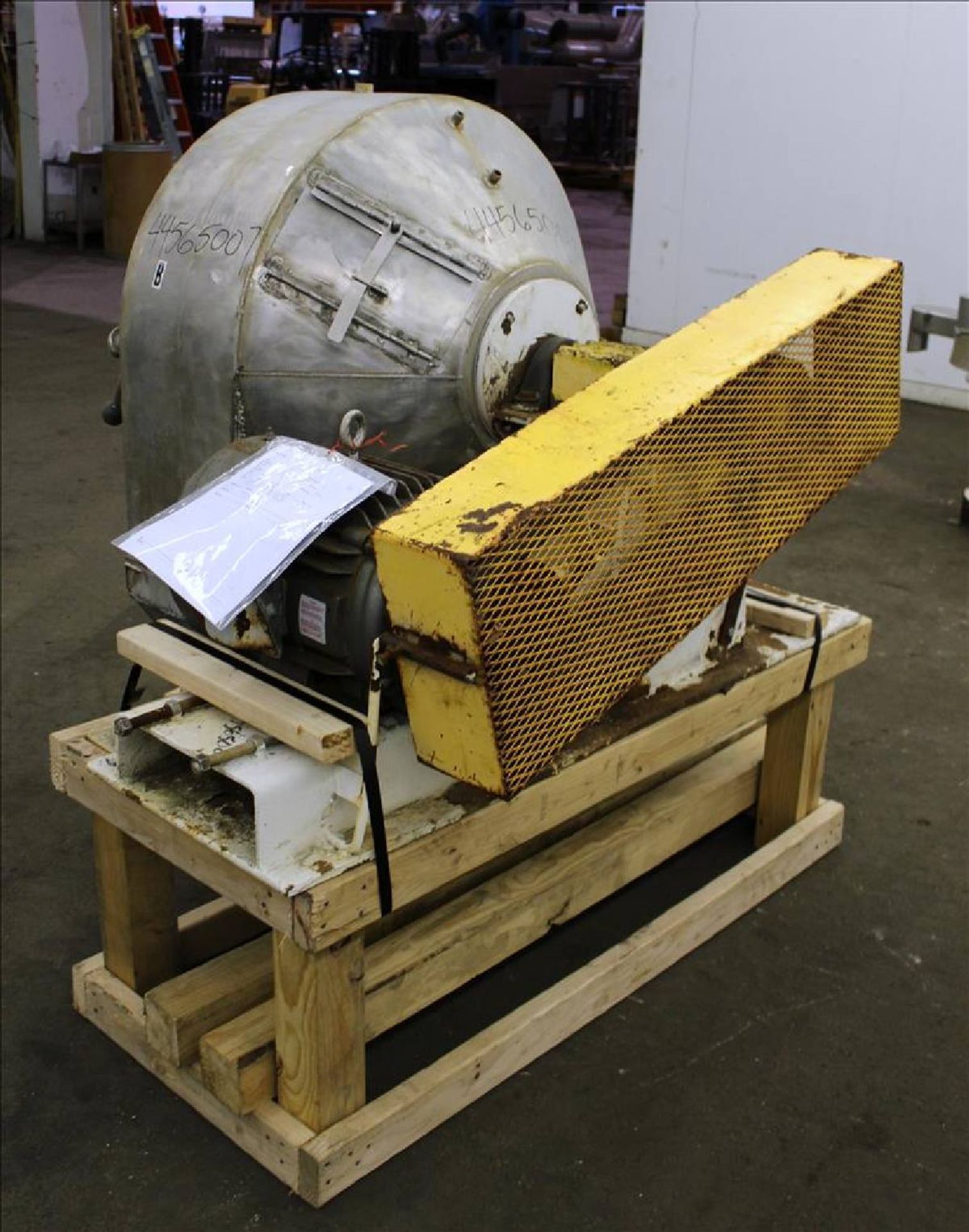 Model TSM24 Constant Angle Bowl Centrifugal Sieve Screener