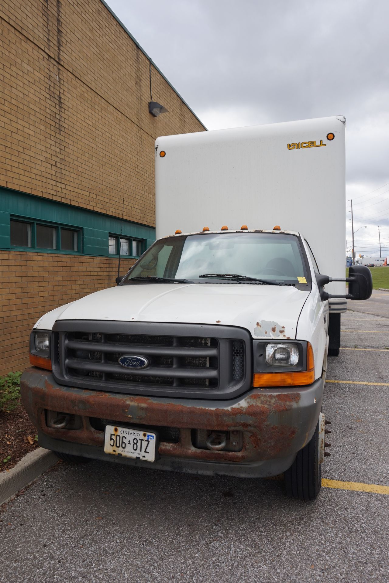 Ford Model F550 V8 Super Duty XL Box Truck