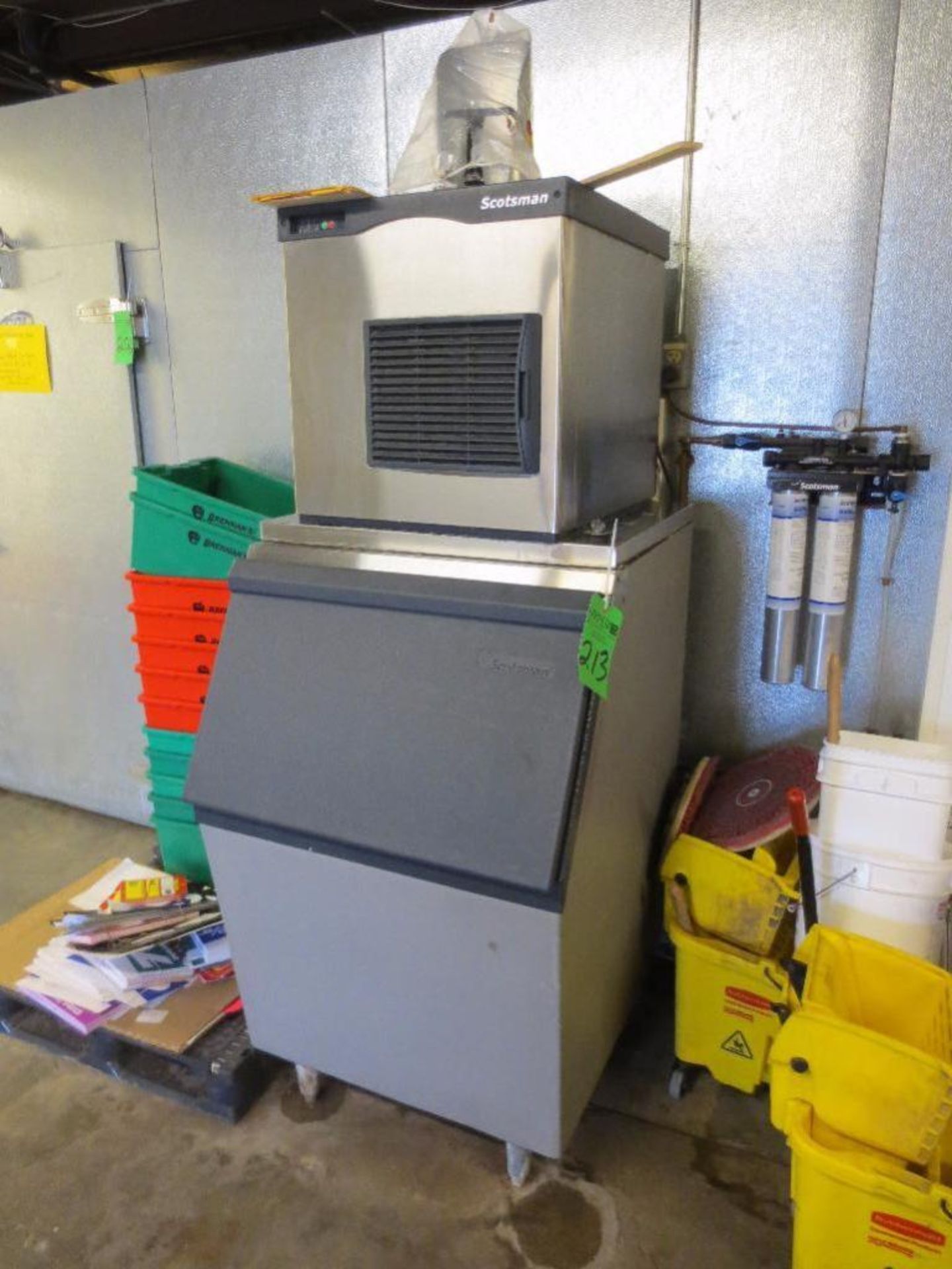 Scotsman Ice Maker M/N..F0822A-1A S/N..10031320013370