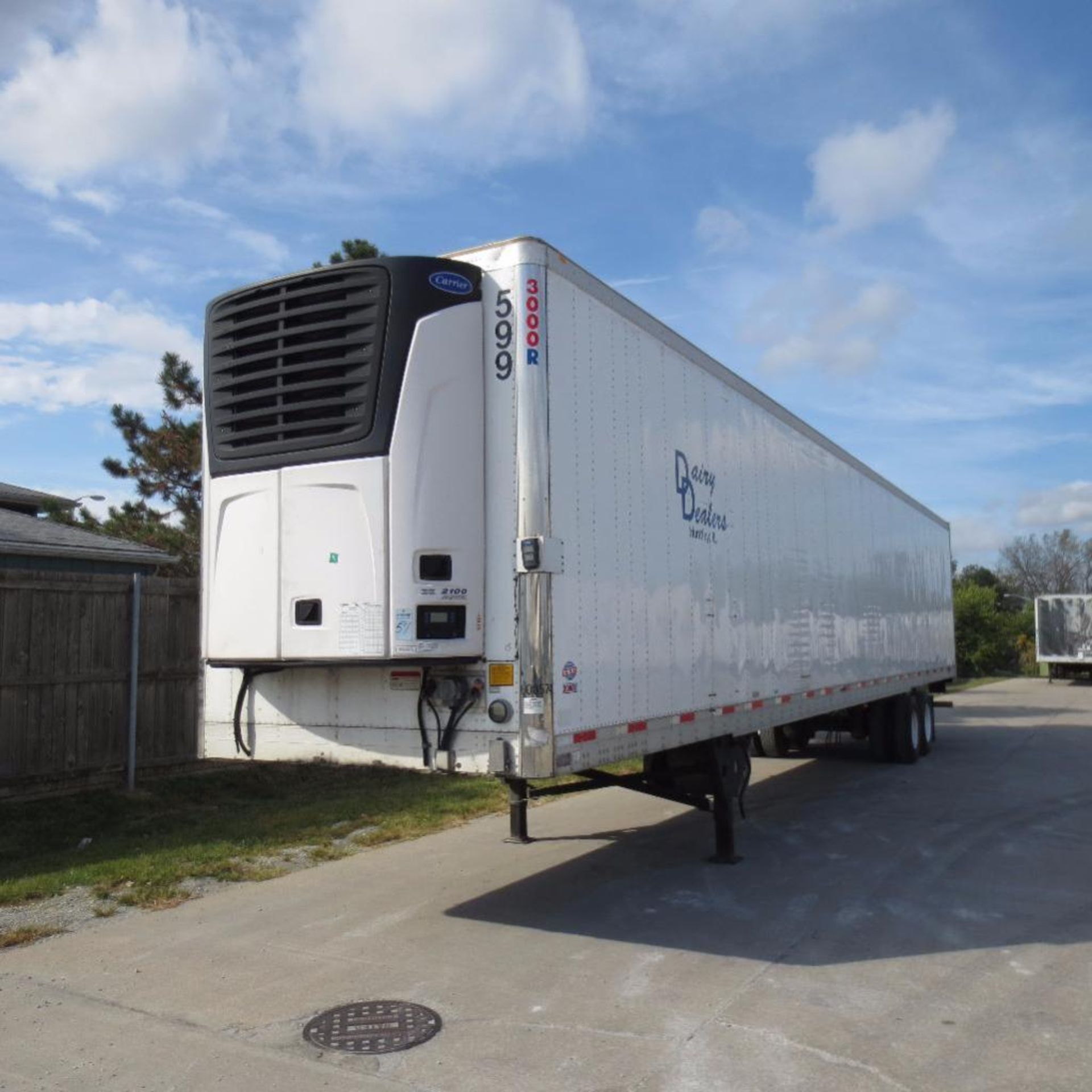 Utility 53' Frozen Trailer, 13' 6" Hight, 104" Wide, Vin 1UYVS253XFM106201, Model 3000R