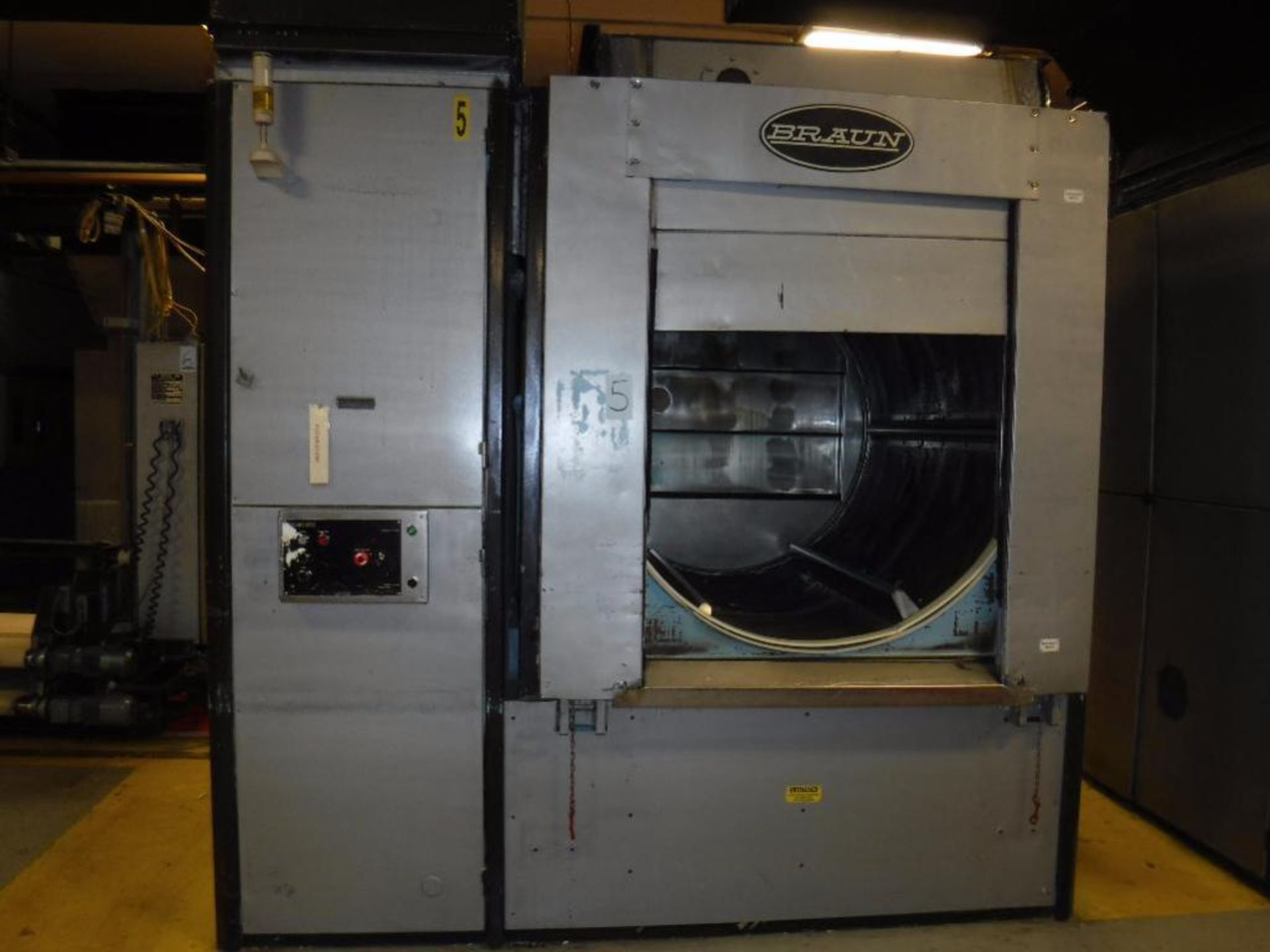 Braun Dryer Model 25 CPT-NGF, 480/3/60, 250# Dry Capacity, 280,000 BTU, Serial# PT 25098026