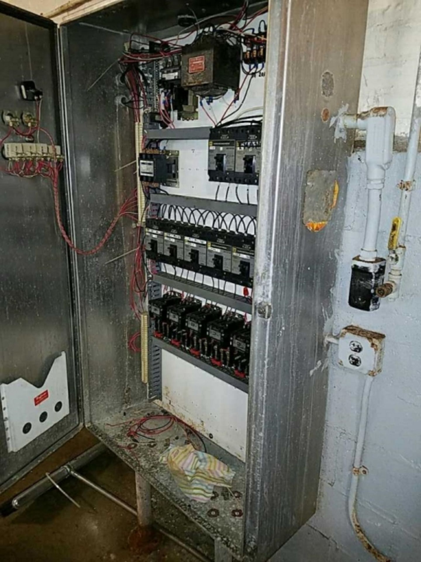 Three phase electrical panel - Image 4 of 5