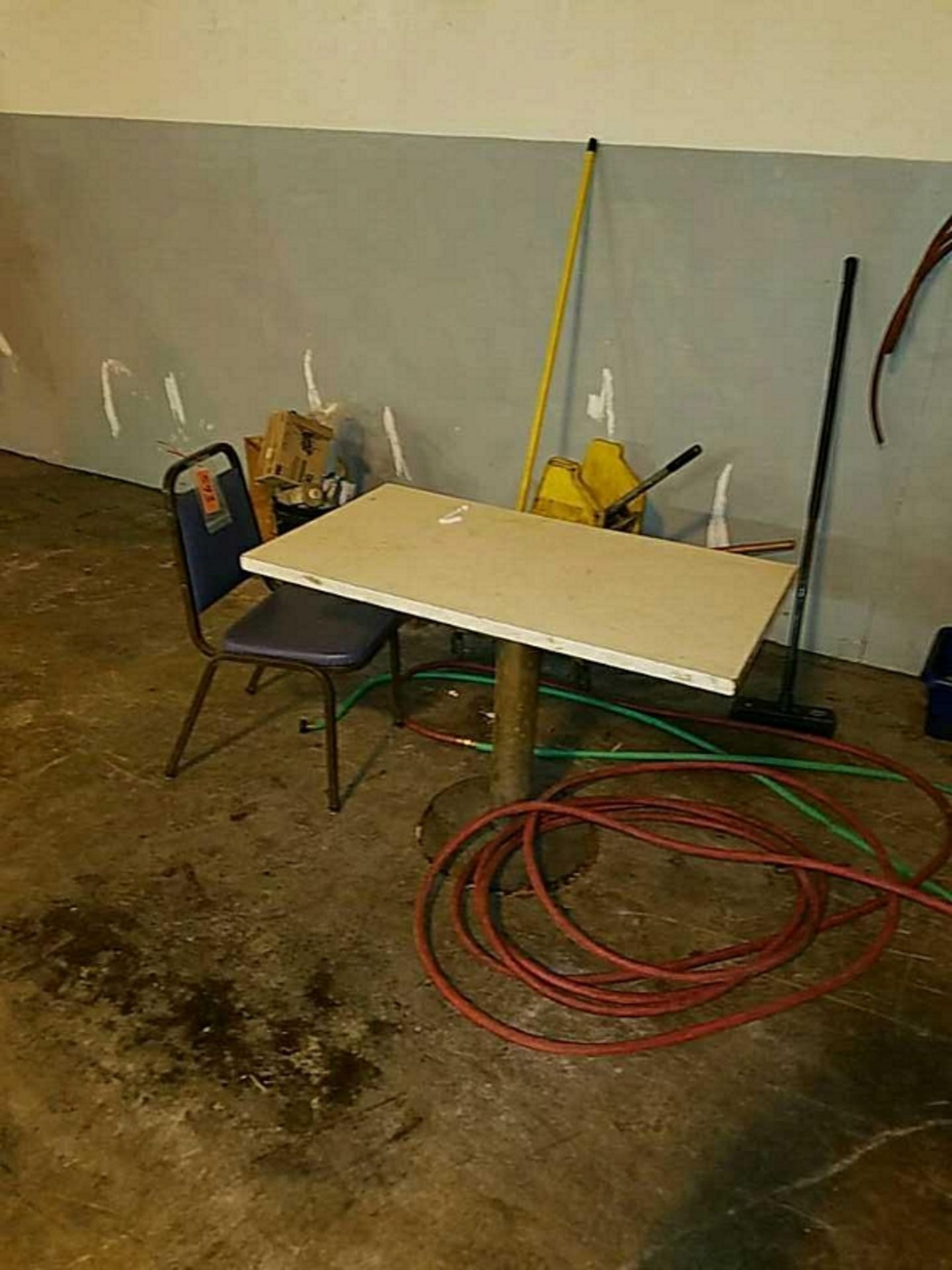 Table house cleaning lot