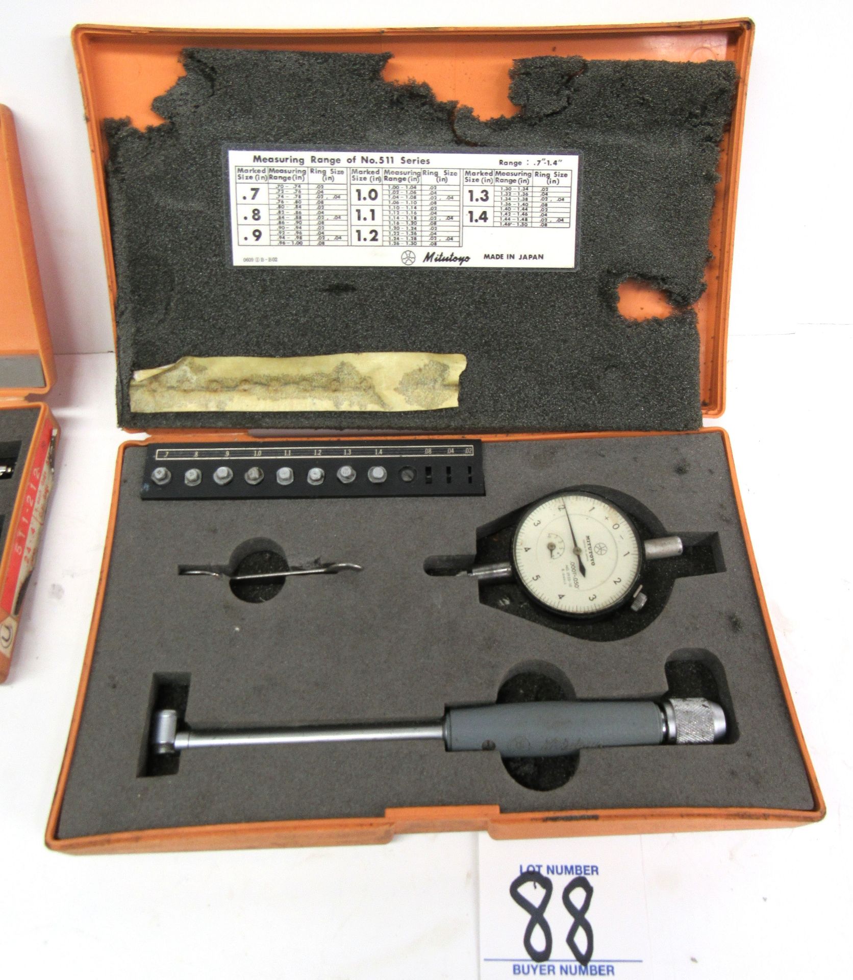 Mitutoyo .7"-1.4" Series 511-163 Dial Bore Gage
