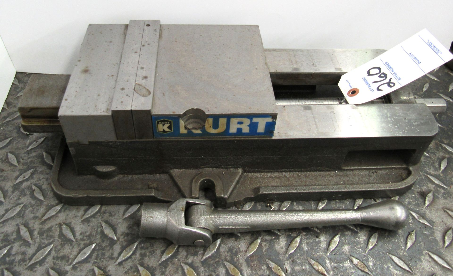 6" Kurt Model D675 Machine Vise