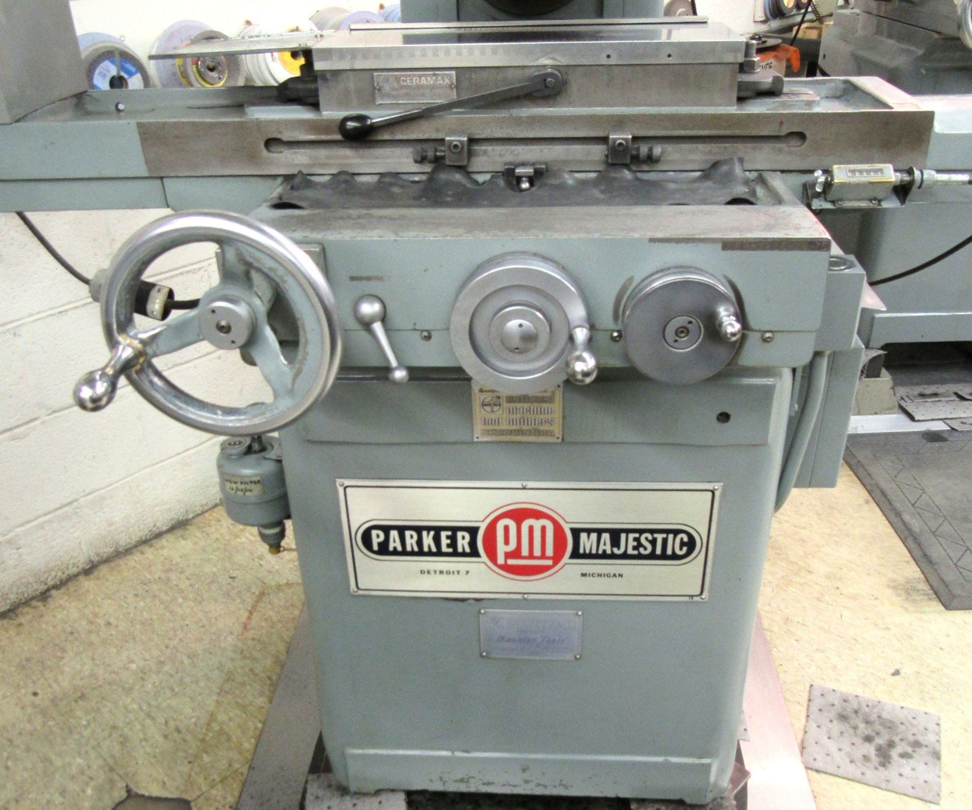 Parker Majestic Model 2Z 6" x 18" Hand Feed Precision Surface Grinder- S/N 3236-ZB-76 - Image 4 of 7
