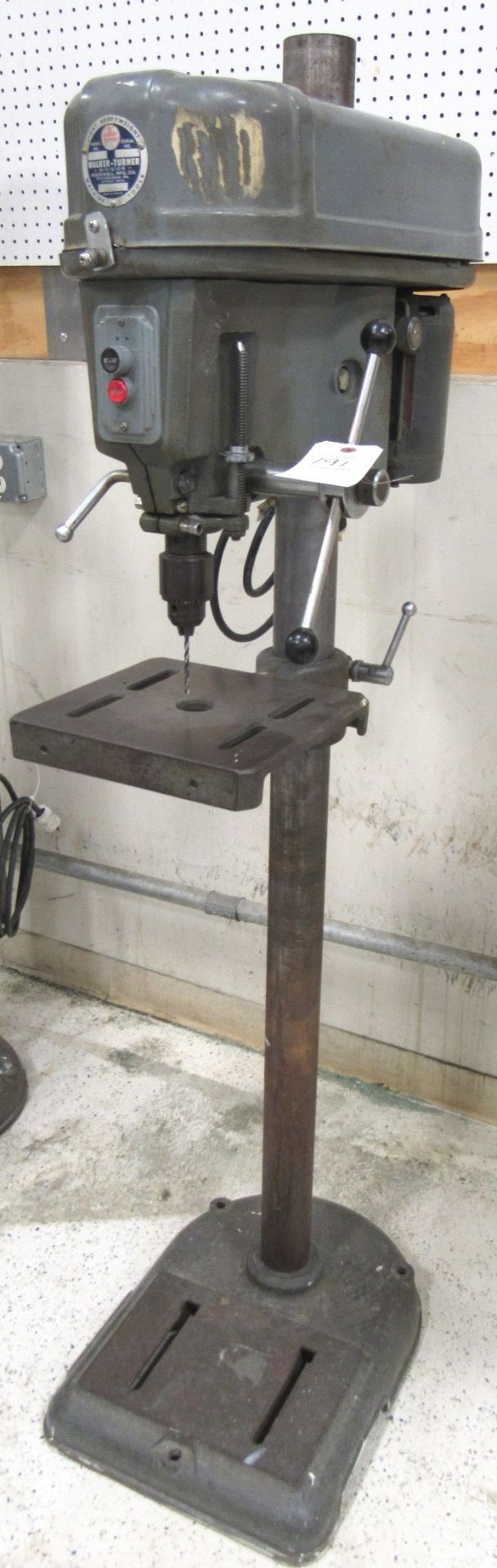 15" Walker Turner Floor Type Drill Press - 10" x 10" Swivel Table, 1/2HP Motor, 115/230/2/60