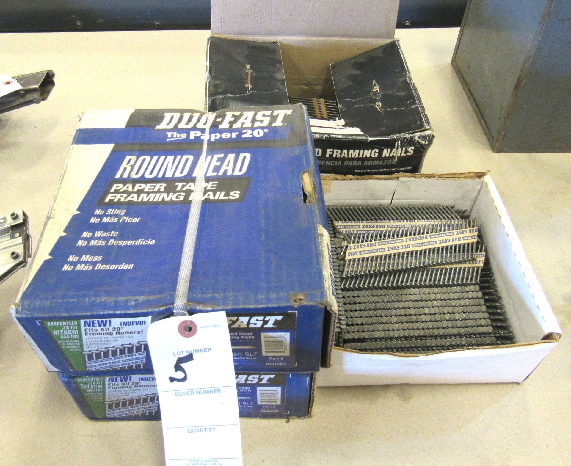 Lot Duo-Fast 20 Degree Round Head Framing Nails