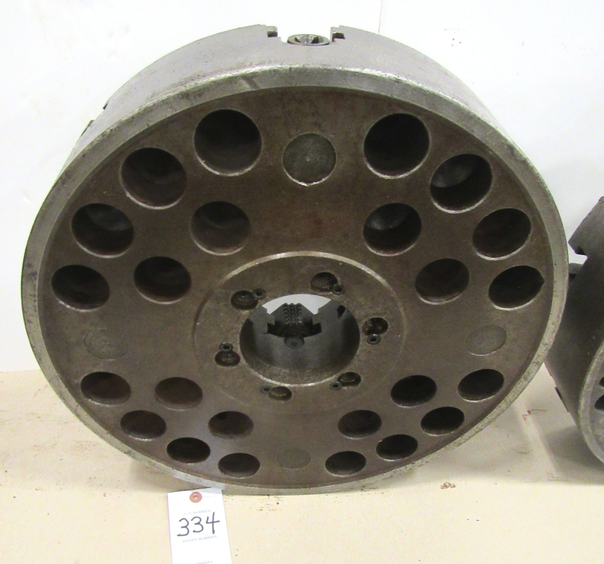 18" 4-Jaw Chuck - Image 2 of 2