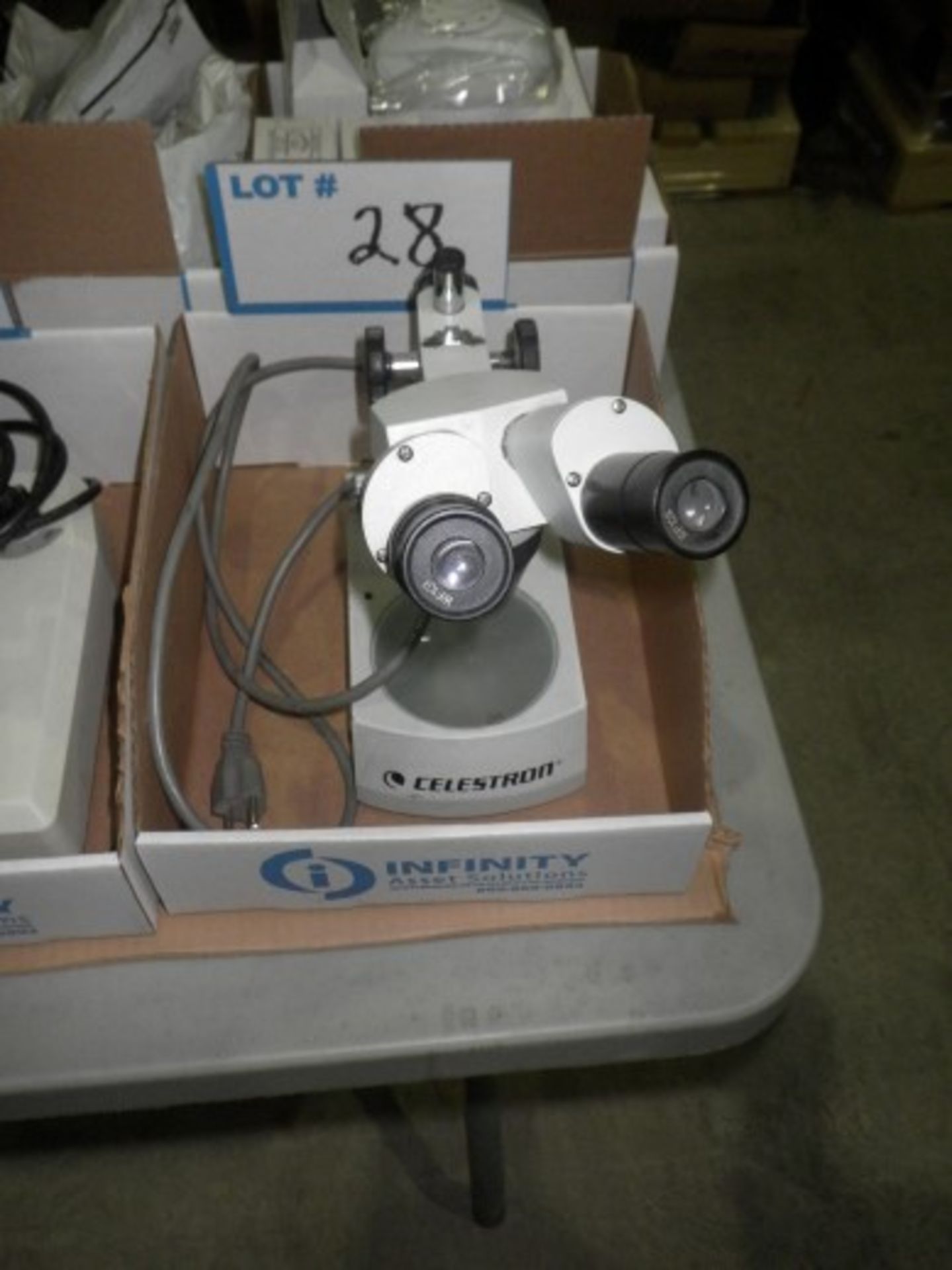 Celestron Model 4040 Microscope (DRY)