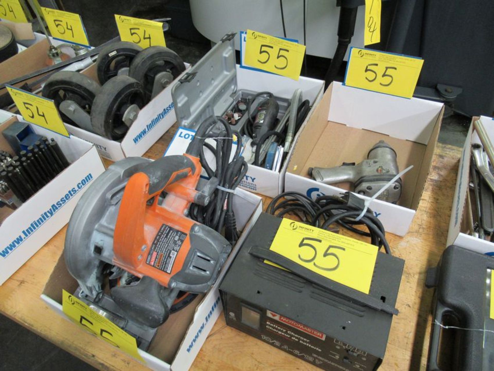 LOT ASST. RIDGID RS-2021 7-1/4" SKIL SAW, DREMEL DIE GRINDER, CH 1/2 PNEU IMPACT GUN, MOTOMASTER