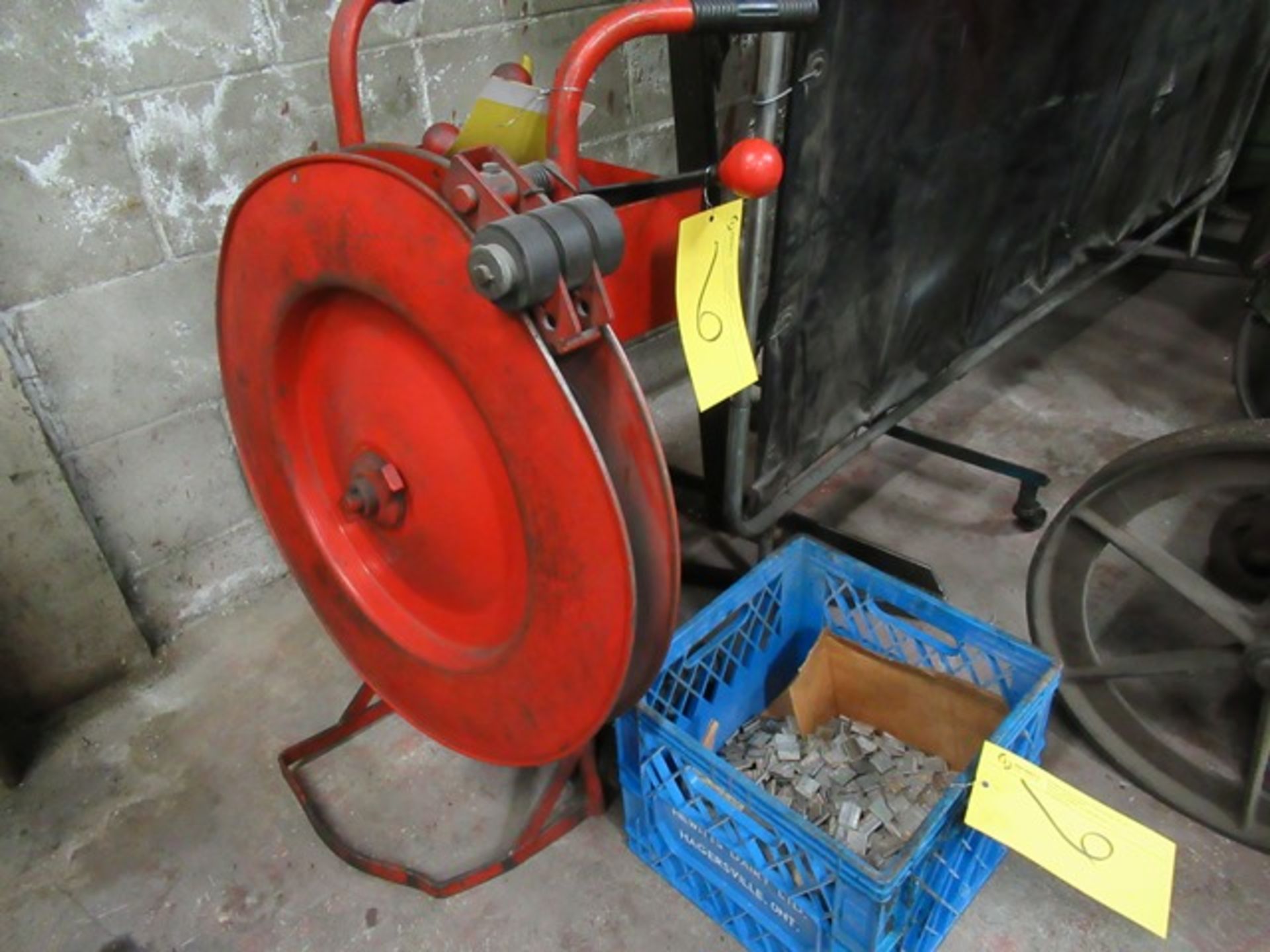 RED STEEL PORTABLE BANDING CART W/TOOLS & CLIPS