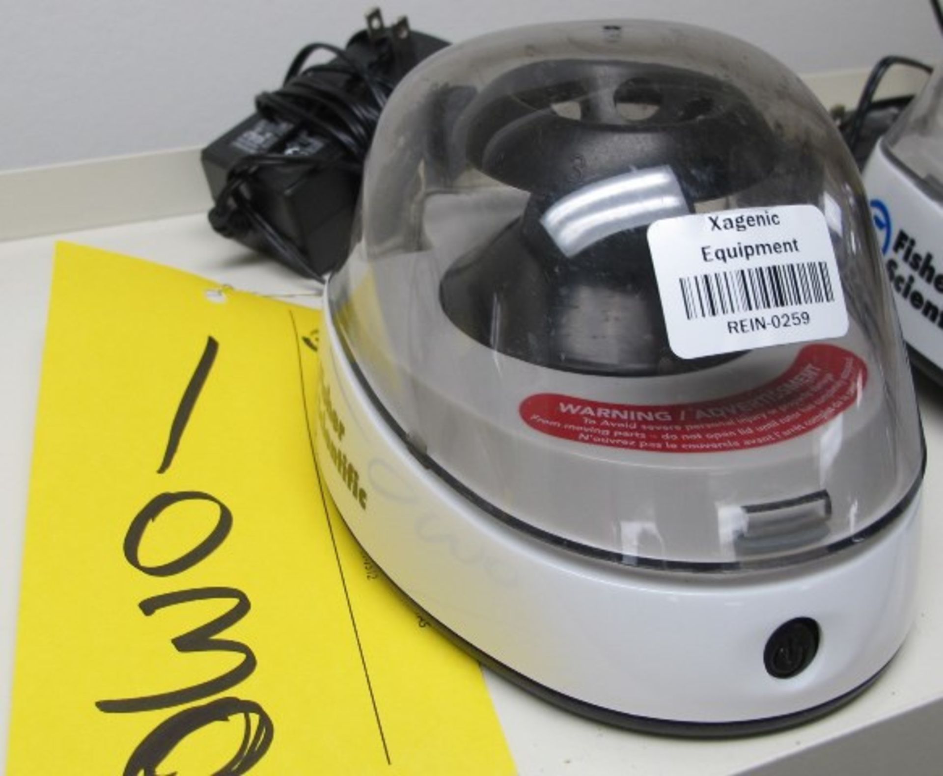 FISHER SCIENTIFIC SPROUT STANDARD MINI CENTRIFUGE S/N: HSC36602 REIN-0259 (LAB)