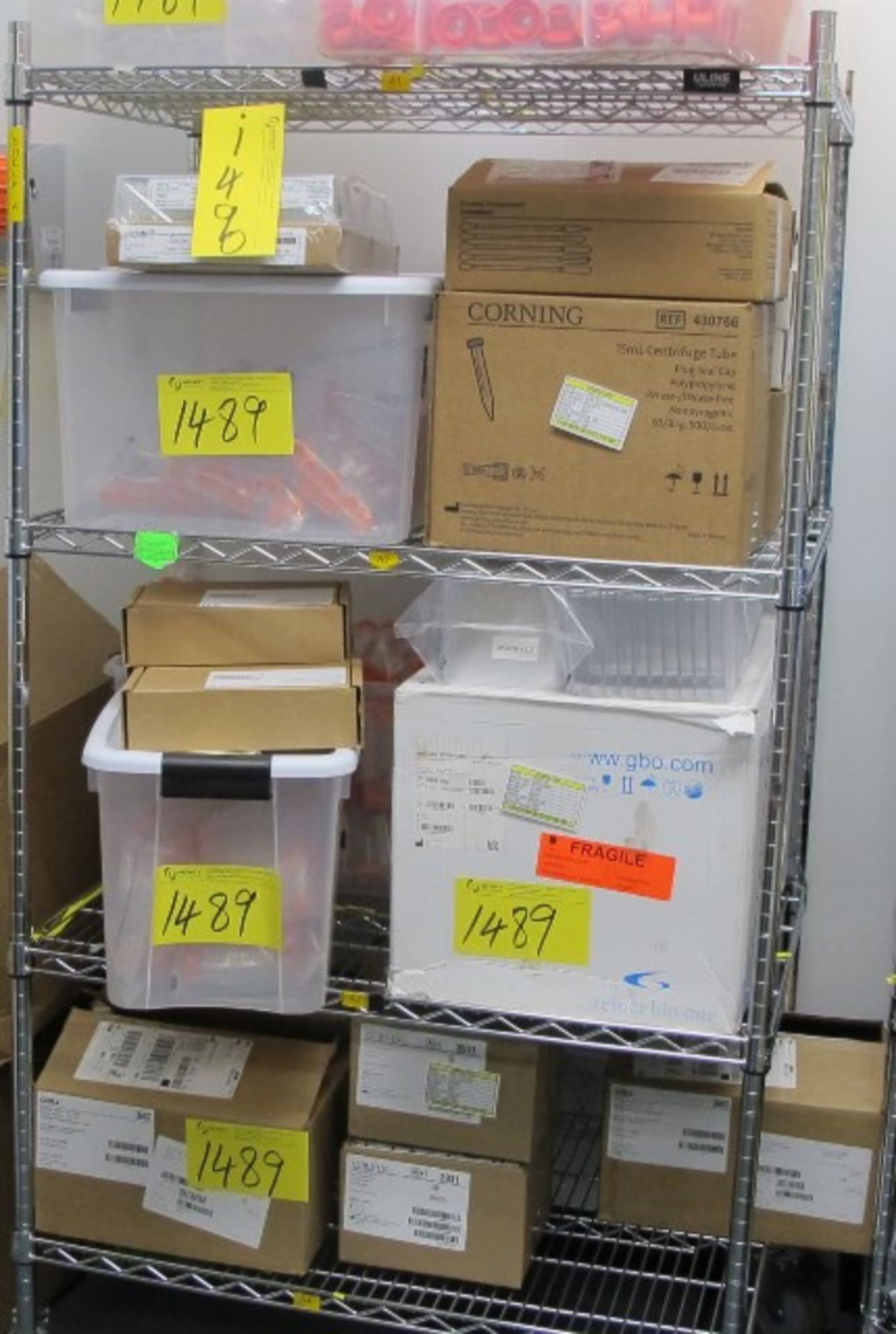 LOT ASST. CENTRIFUGE TUBES, PIPETTE TIPS, STORAGE PLATES, ETC. (CONTENTS OF RACK, RACK NOT INCLUDED)