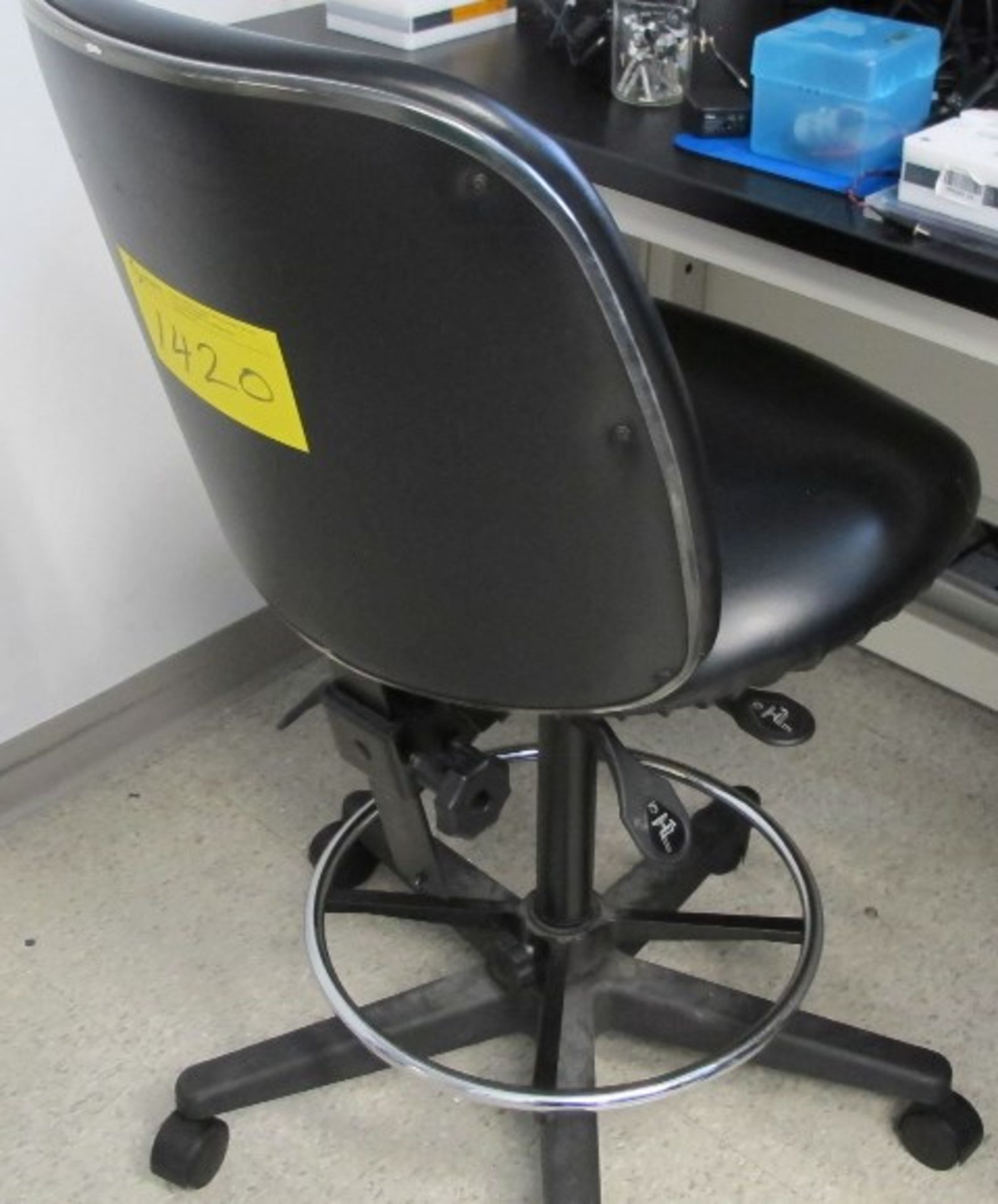 FISHER STEEL LAB STOOL (LAB)