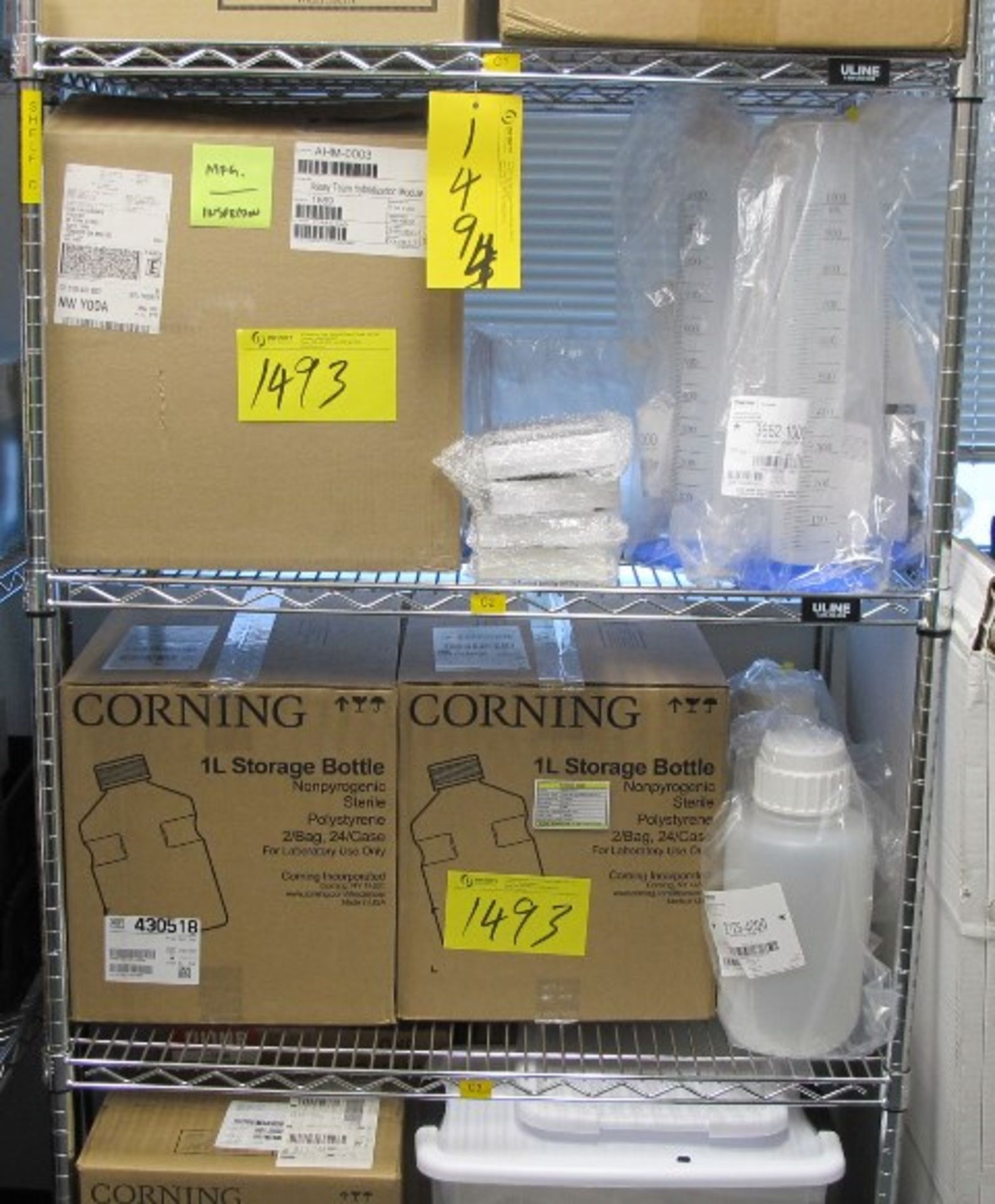 LOT ASST. 250ML, 500ML, 1L STORAGE BOTTLES, GRADUATED CYLINDERS, ETC. (CONTENTS OF RACK, NO RACK) (