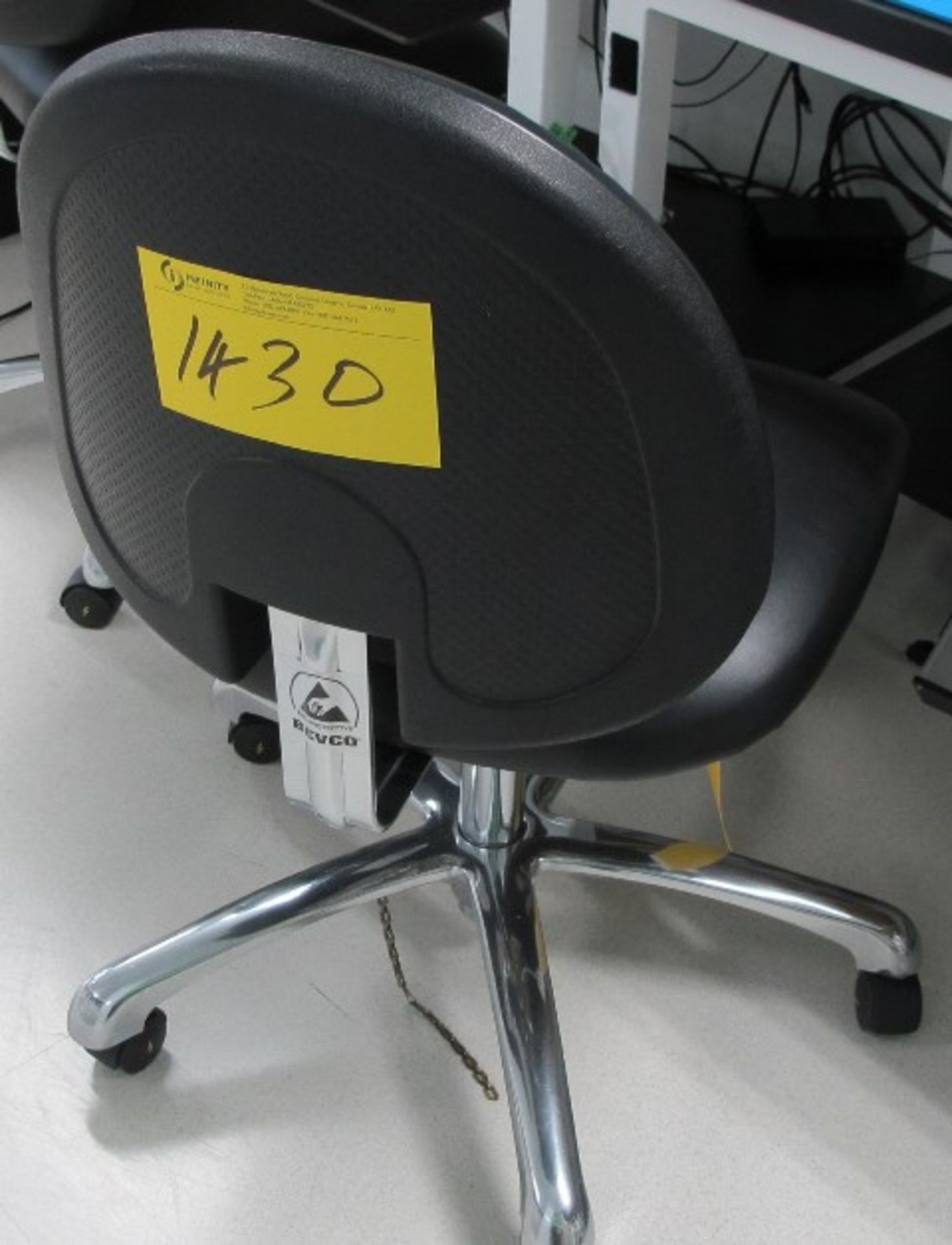 BEVCO LAB STOOL (CLEAN ROOM)