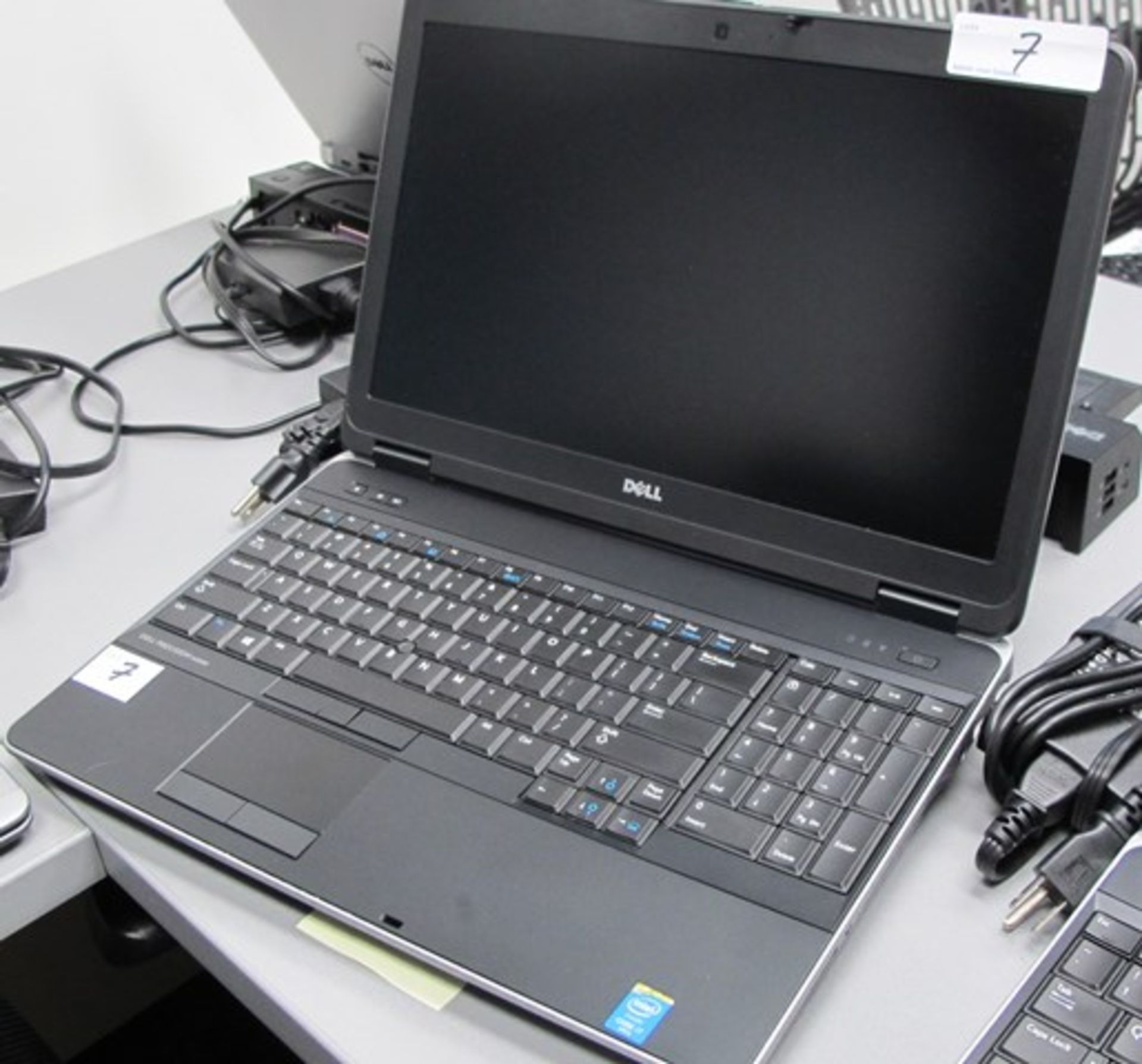 DELL PRECISION M2800 i7 VPRO LAPTOP W/DOCKING STATION, KEYBOARD, MOUSE (WINDOWS 7)