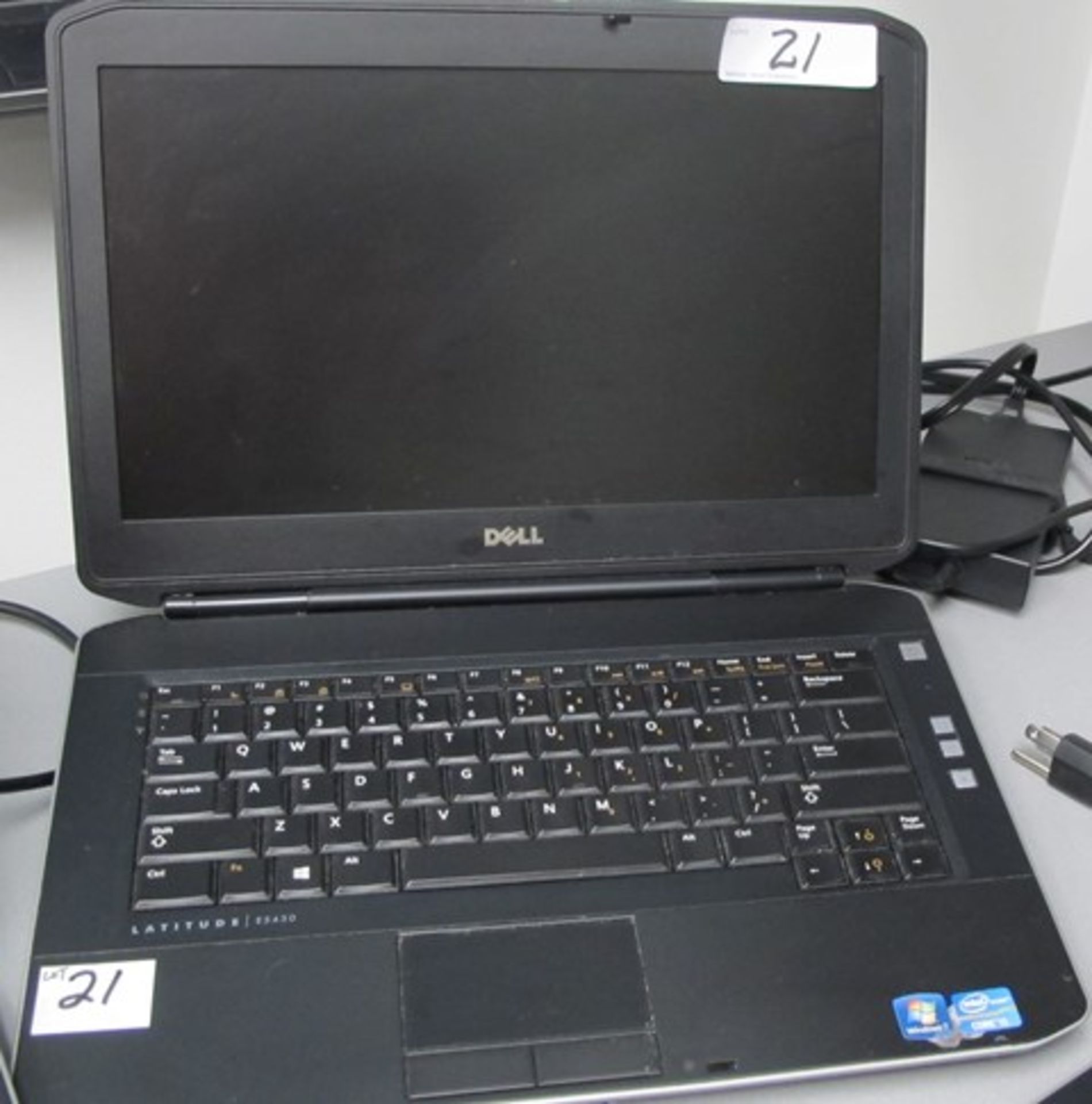 DELL LATITUDE E5430 i5 LAPTOP W/DOCKING STATION KEYBOARD, MOUSE (NO WINDOWS 7)