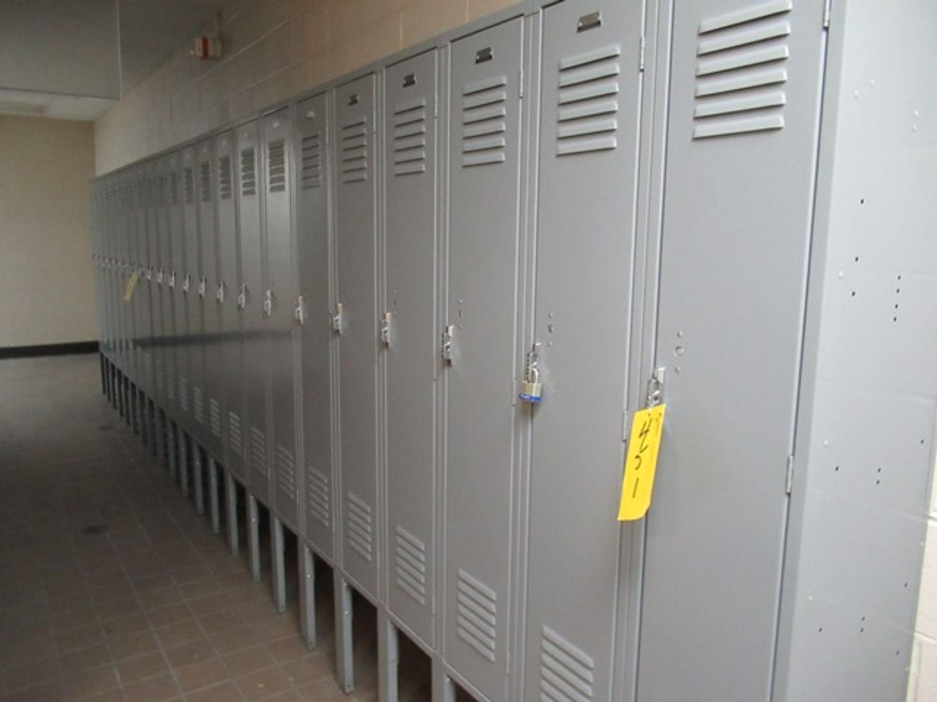 LOT ASST. PENCO PRODUCTS GREY 67 DR. EMPLOYEE LOCKERS (MILL 1ST FLOOR & MEN'S & LADIES WASHROOMS) - Image 2 of 3