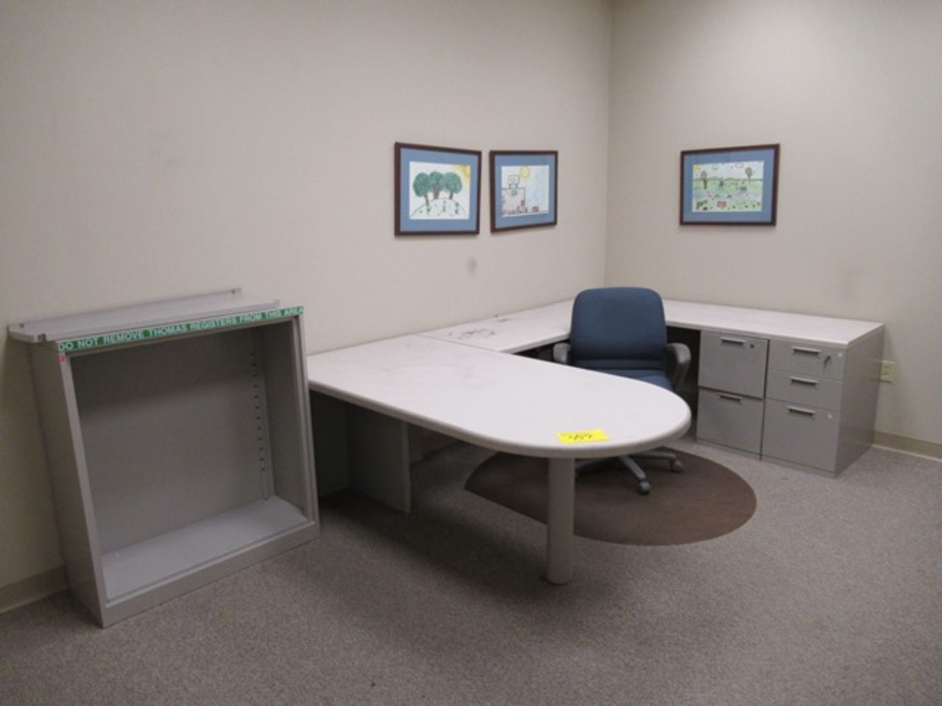 LOT CONTENTS OF 2 OFFICES - DESKS, CHAIRS, FILE CABINETS, ETC. (MO2NDF) - Image 3 of 3