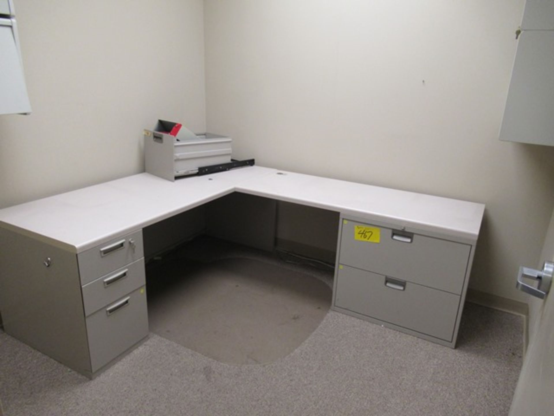 LOT CONTENTS OF 2 OFFICES & BOARDROOM, DESKS, CHAIR, FILE CABINET, ETC.(MO2NDF) - Image 2 of 5