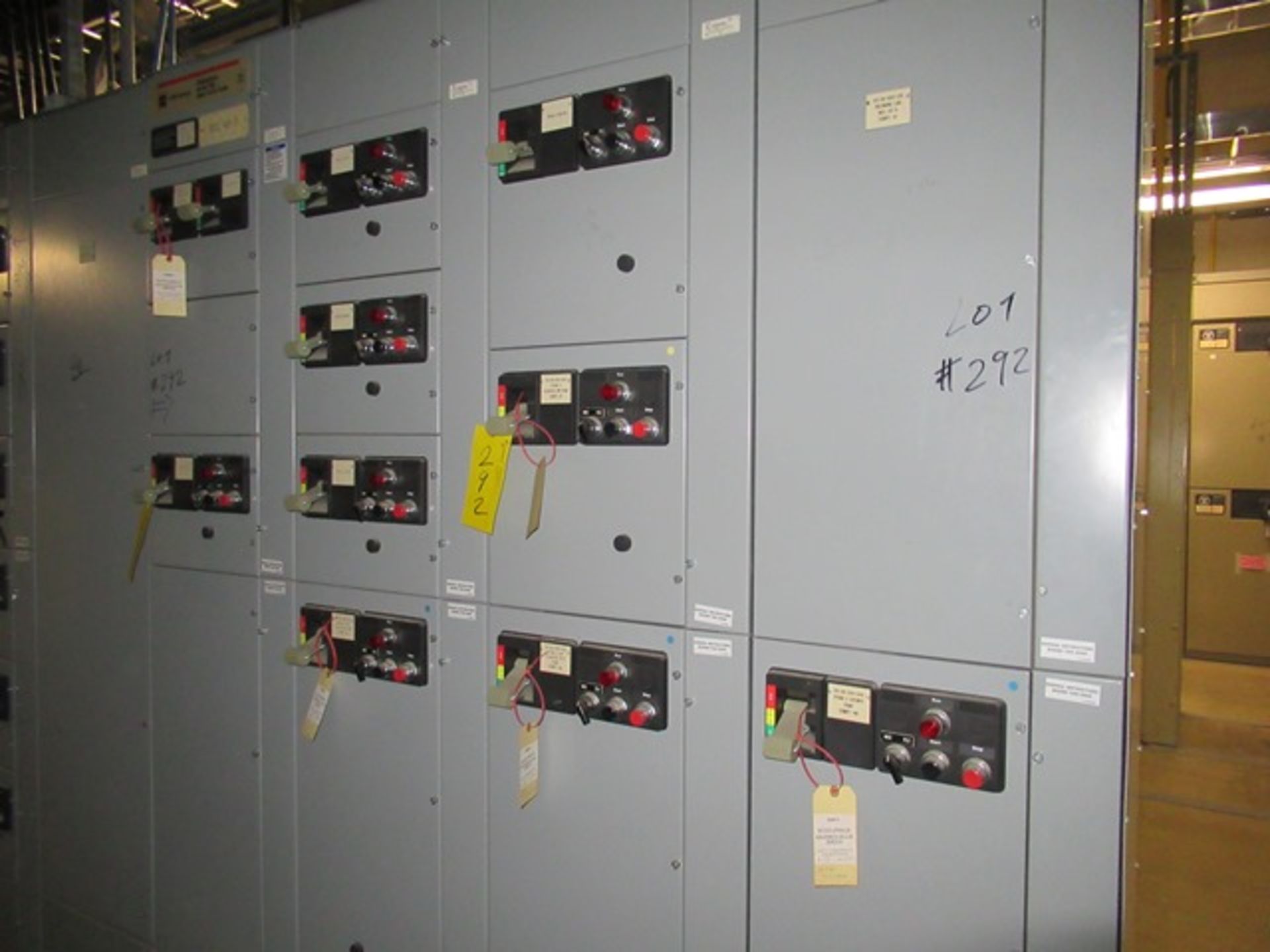 CUTLER-HAMMER SERIES 2100 MOTOR CONTROL CENTER 480V - 1200 AMP W/10 STARTER STNS. (NO WIRING) (