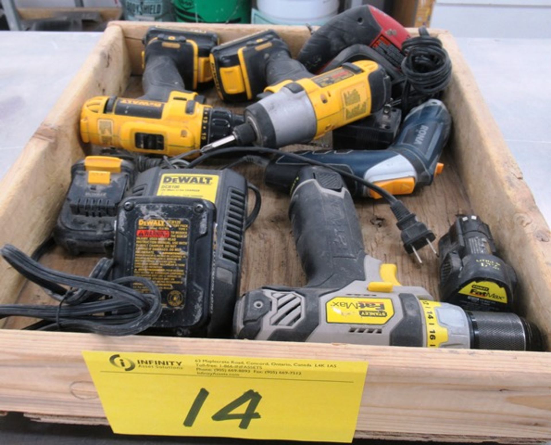 TRAY OF DRILLS, BATTERIES & CHARGERS