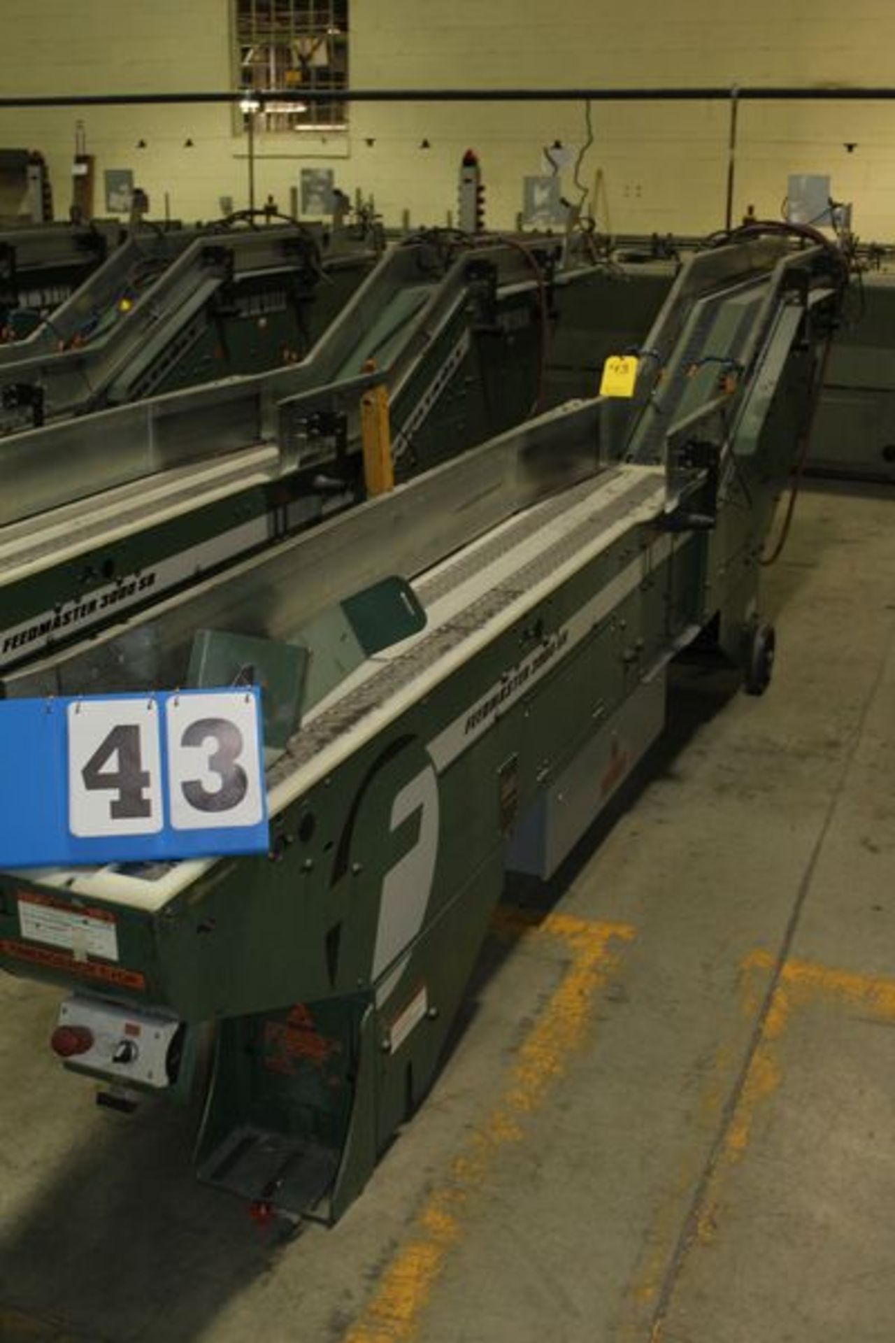 FAEUILTAULT MDL 3000 SB MAGAZINE FEEDER, 16' L FEEDER W/ STAINLESS STEEL ROLL TOP CONVEYOR &