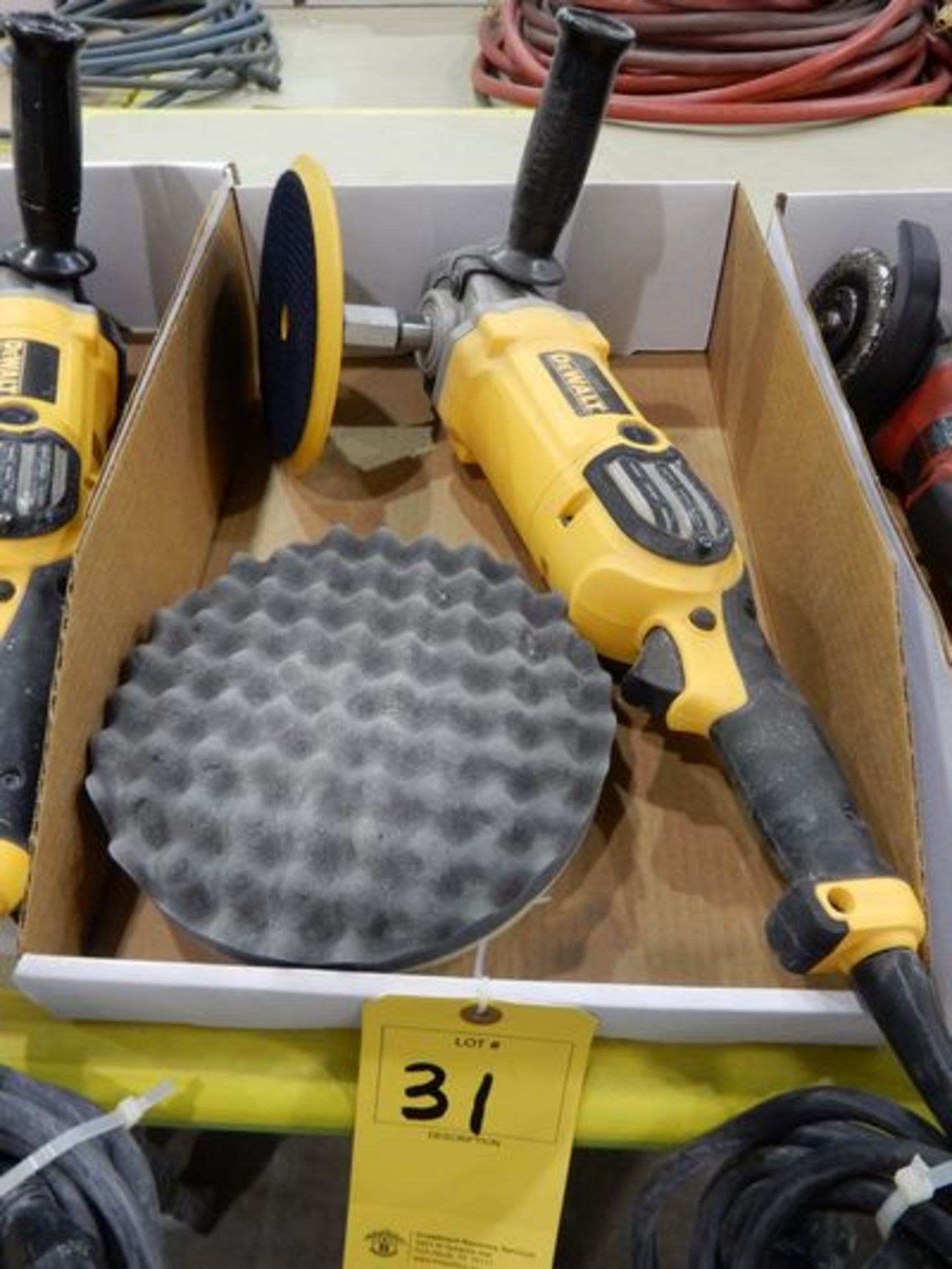 DEWALT 8" E;ECTRIC POLISHER/ BUFFER