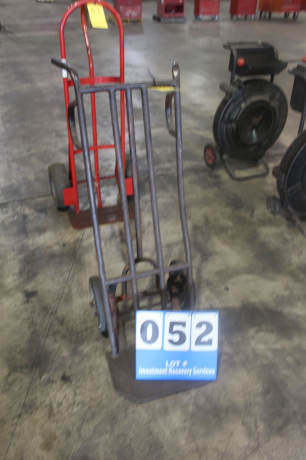 2 WHEEL HAND TRUCK