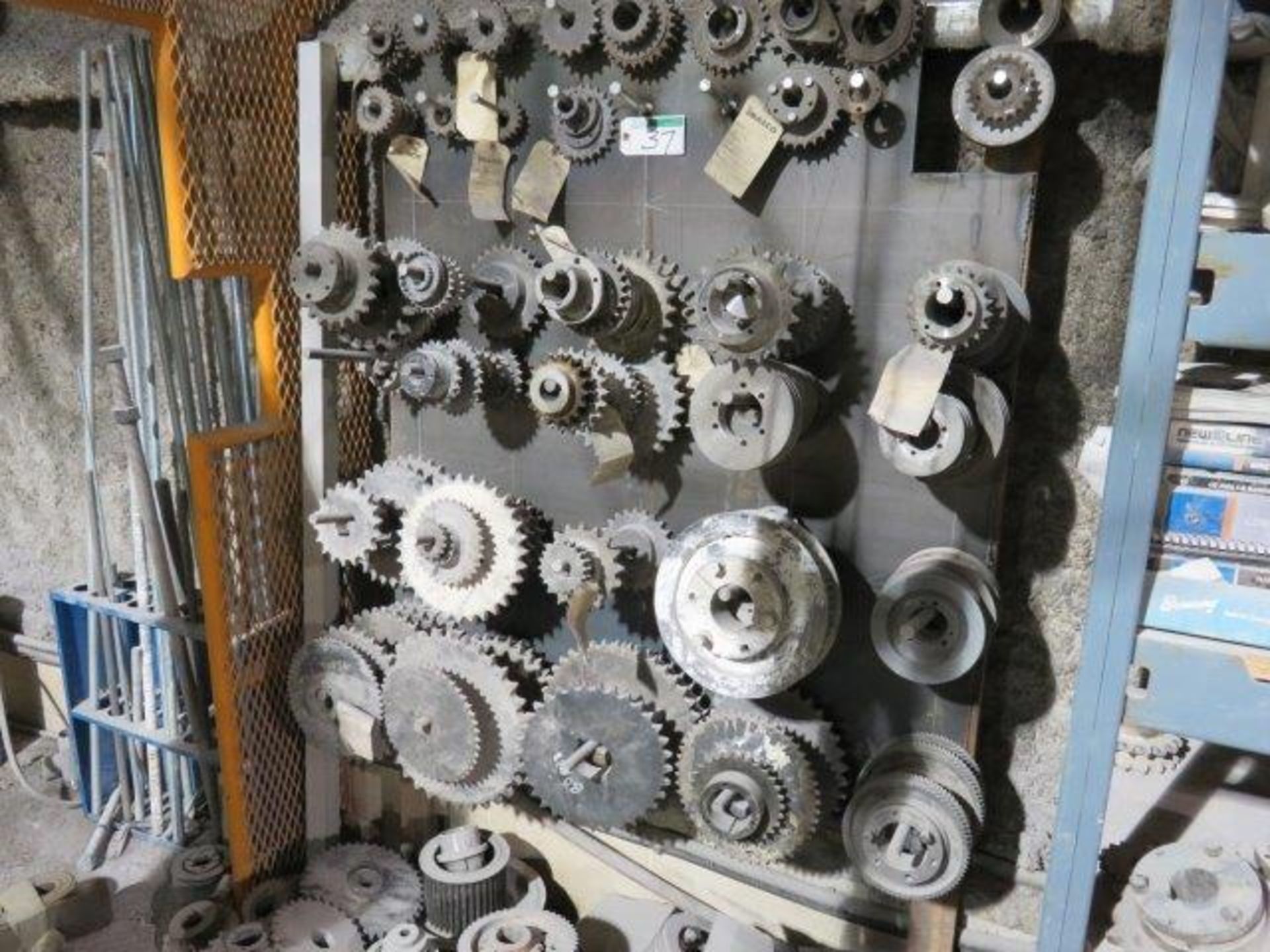 LOT OF ASSORTED SPROCKETS - Image 2 of 2