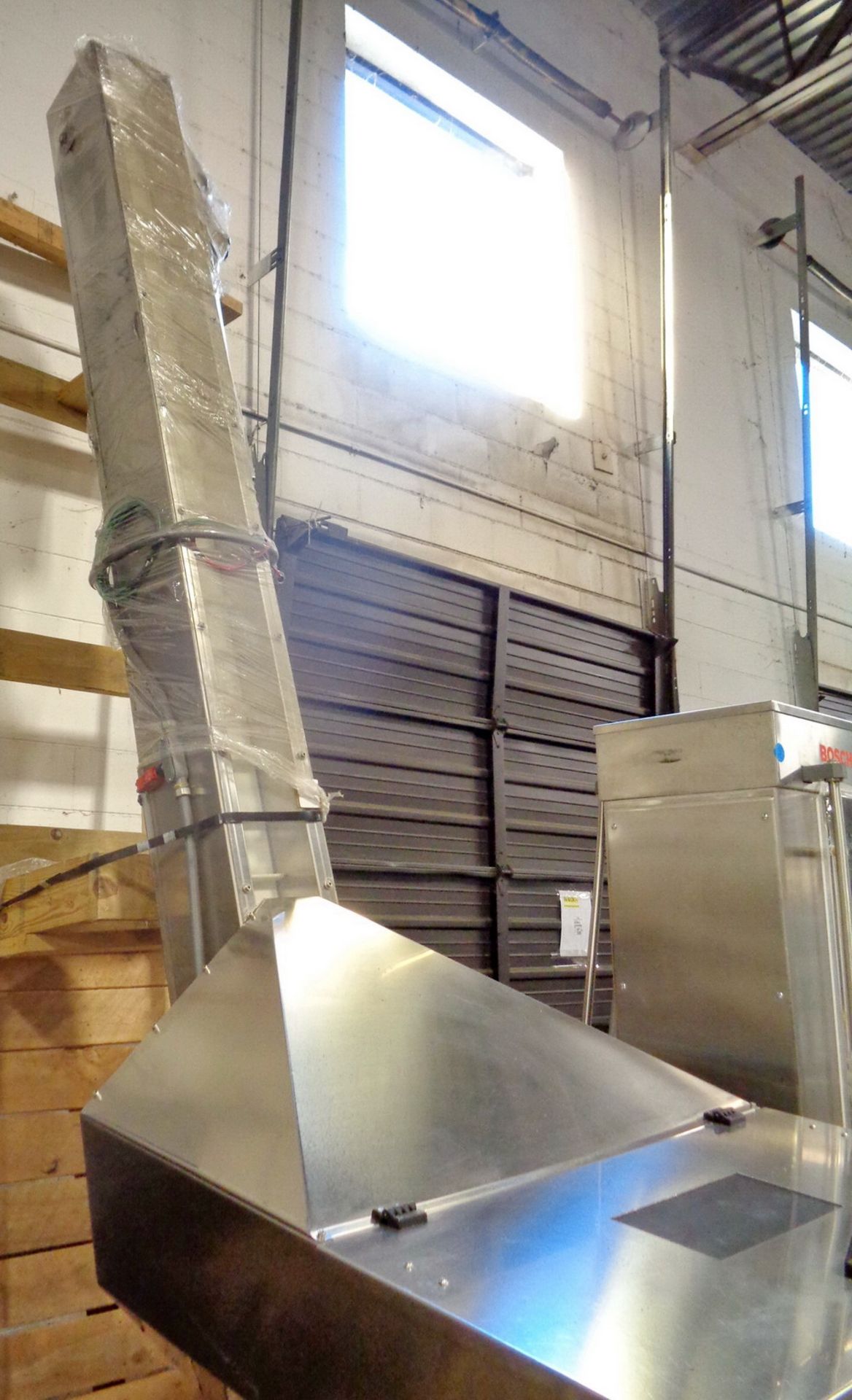 Arol Inclined Stainless Steel Cleated Elevator - Image 5 of 5