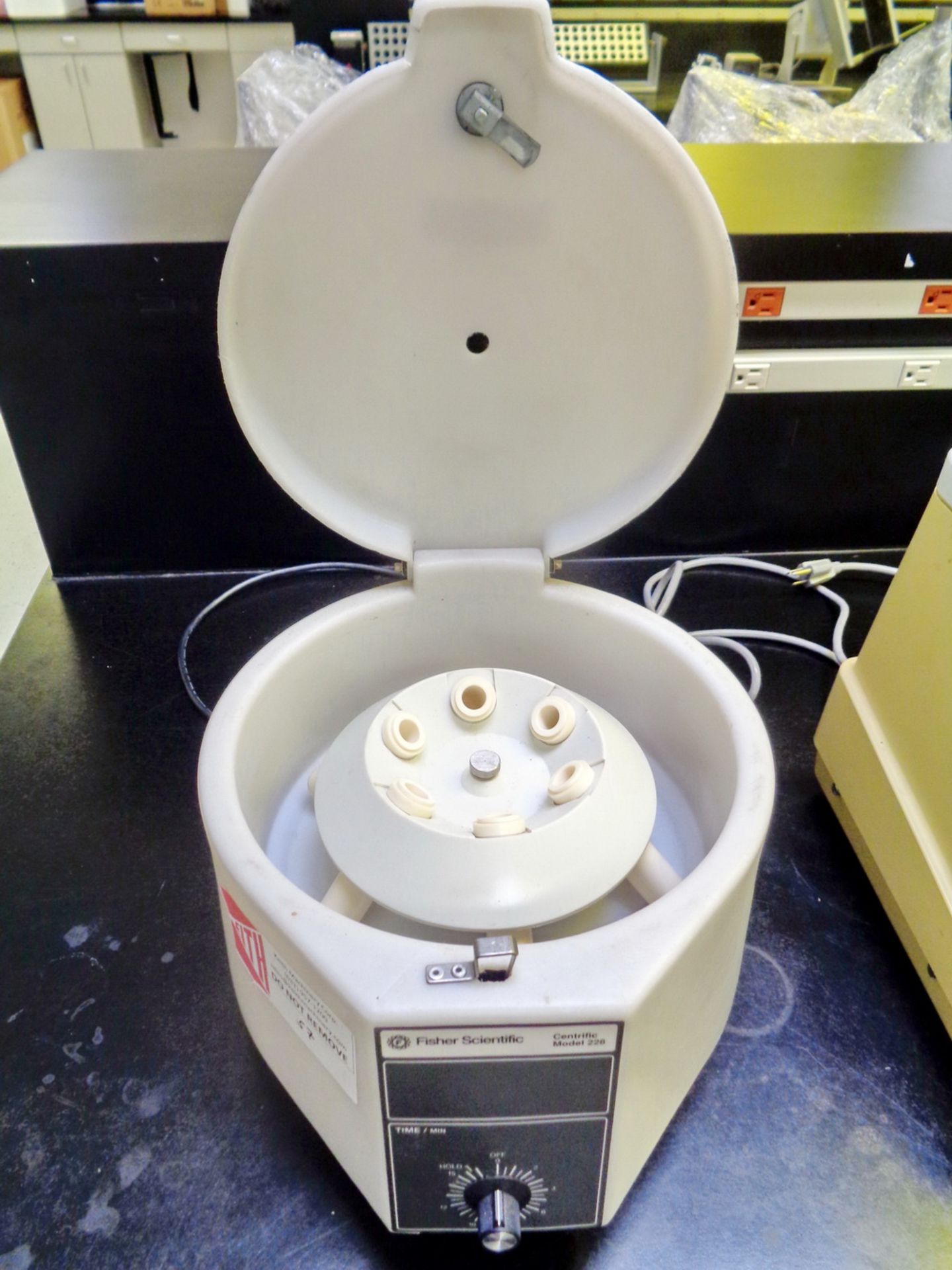 Fisher Scientific Centrifuge, Model Centrific 228 - Image 2 of 2