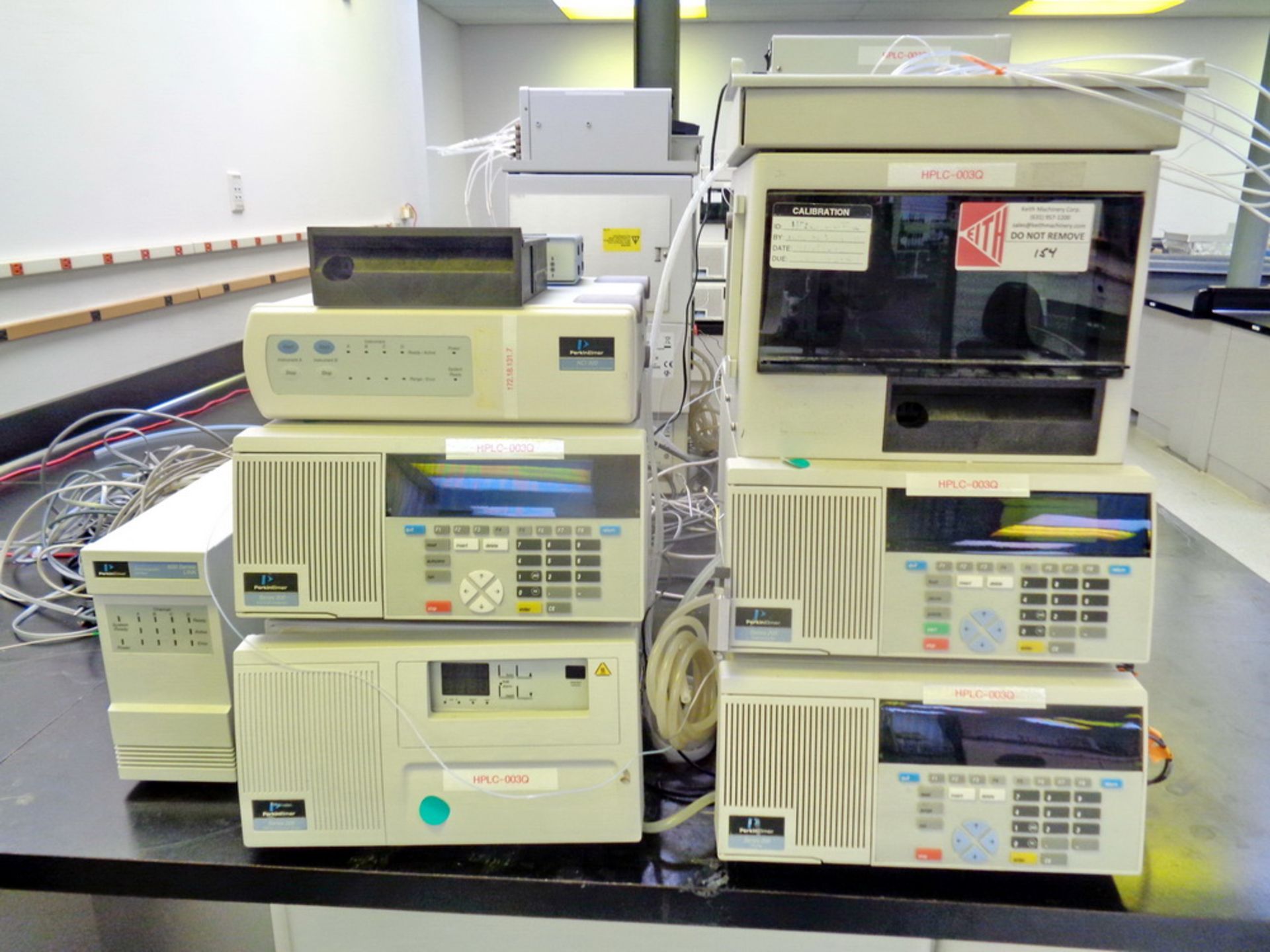 Perkin Elmer series 200 HPLC System with Series 200 Autosampler, Series 200 Pump, UV/VIS Detector