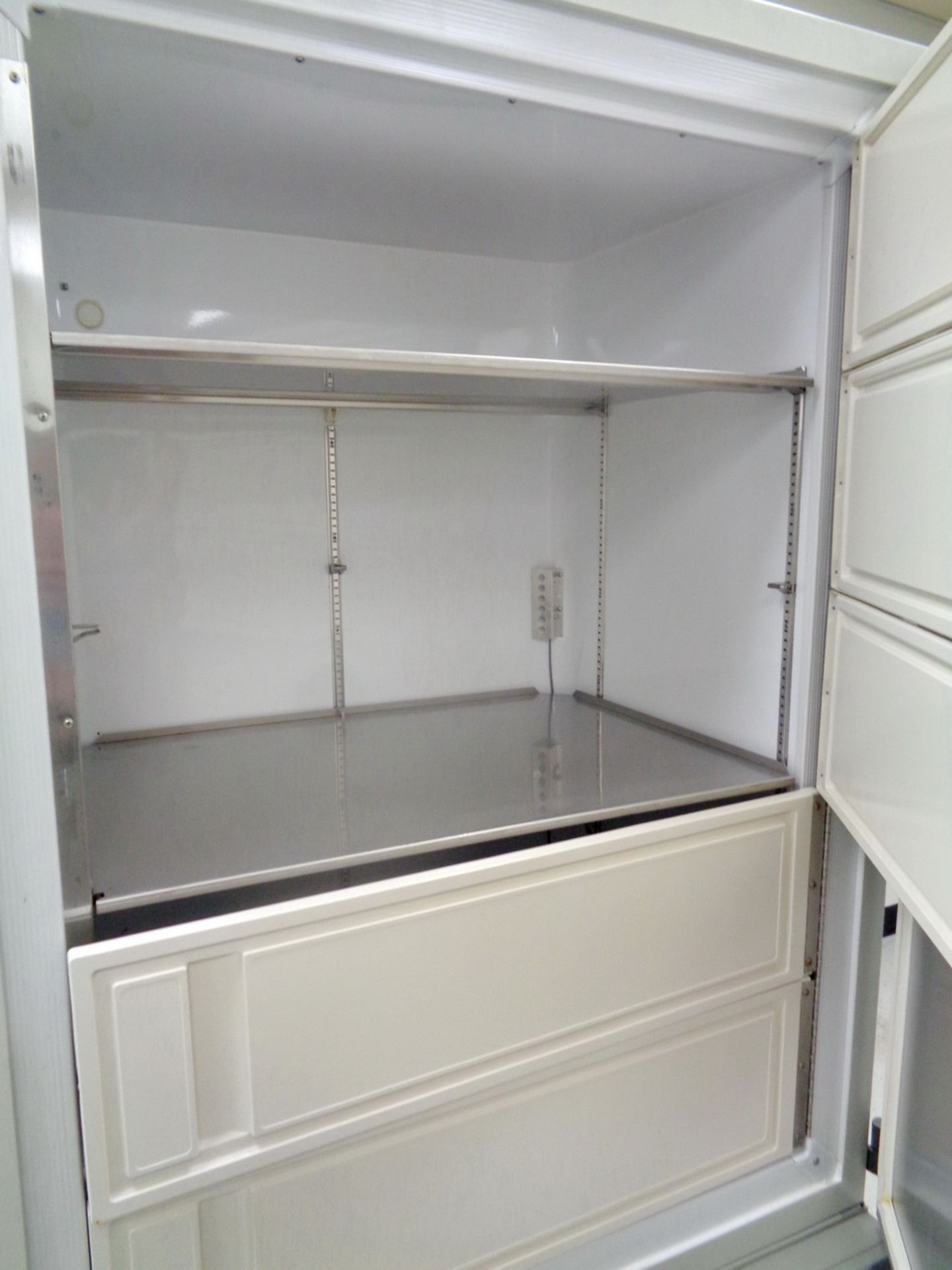 Revco Upright Single Door Cryofreezer, Model ULT2540-3-A36, S/N V15H-201212-VN (still in lab) - Bild 7 aus 7