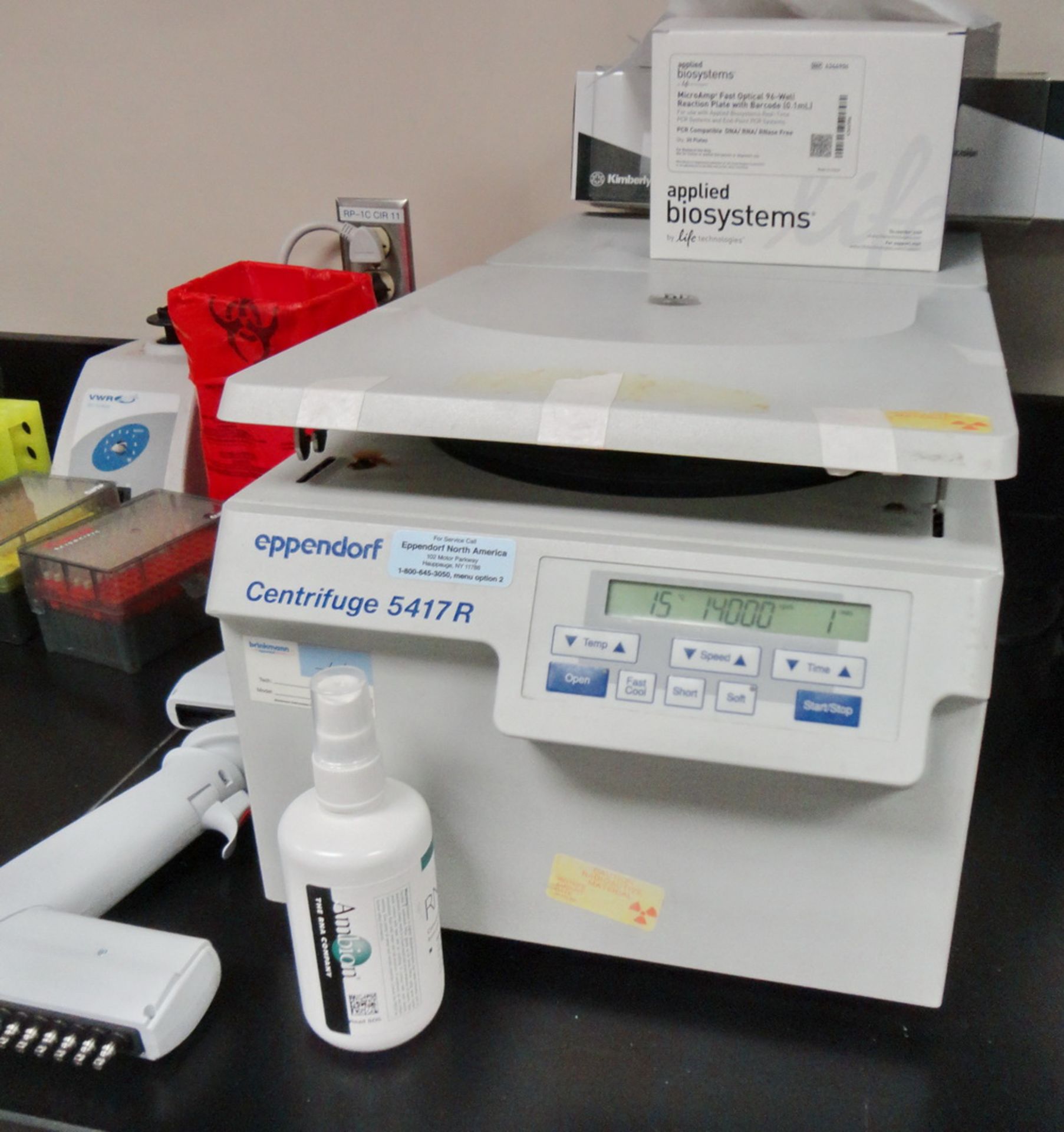 Eppendorf Refrigerated Centrifuge, Model 5417R